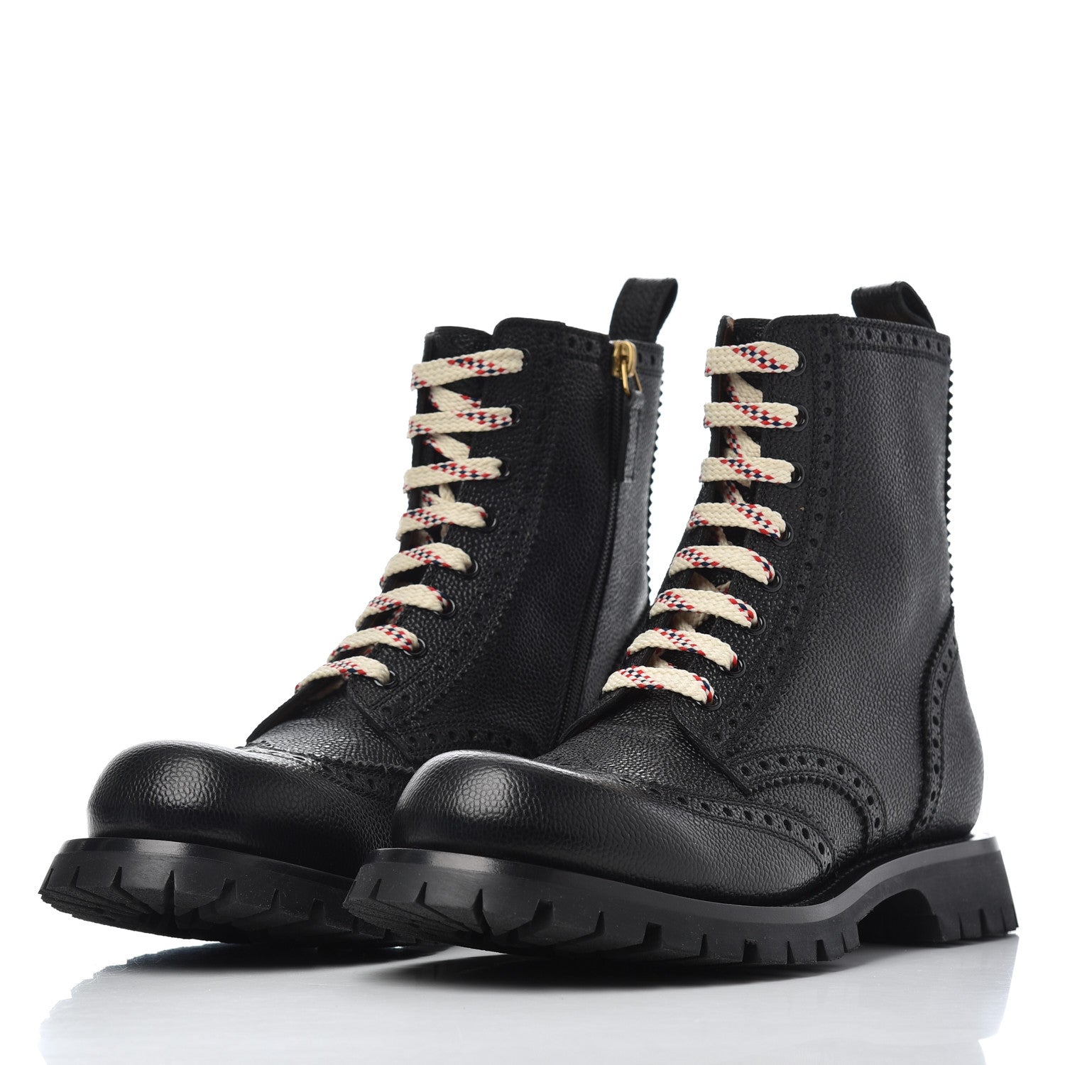 Gucci Grained Calfskin Mens Brogue Wingtip Lug Sole Boots 7 Black 3 of 9