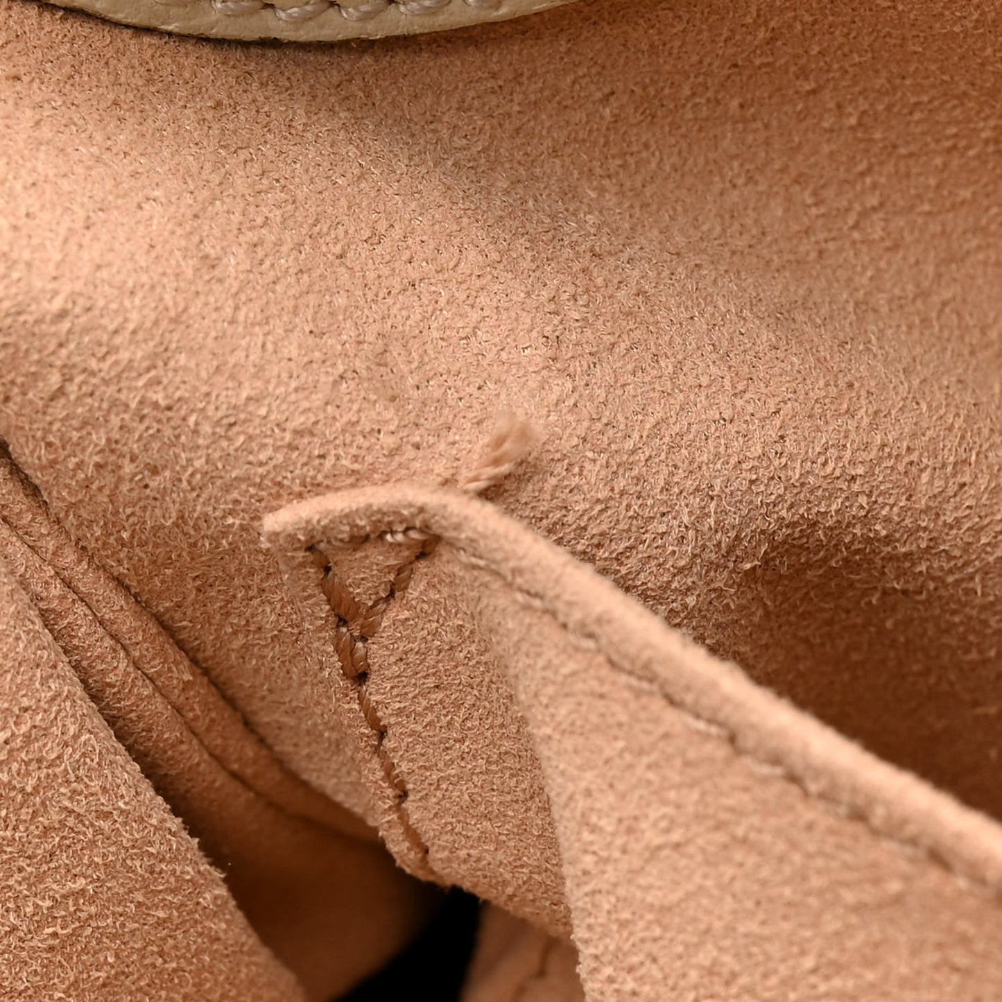 GG Supreme Monogram Flora Textured Calfskin Small Padlock Tote Beige Ebony Multicolor Mystic White