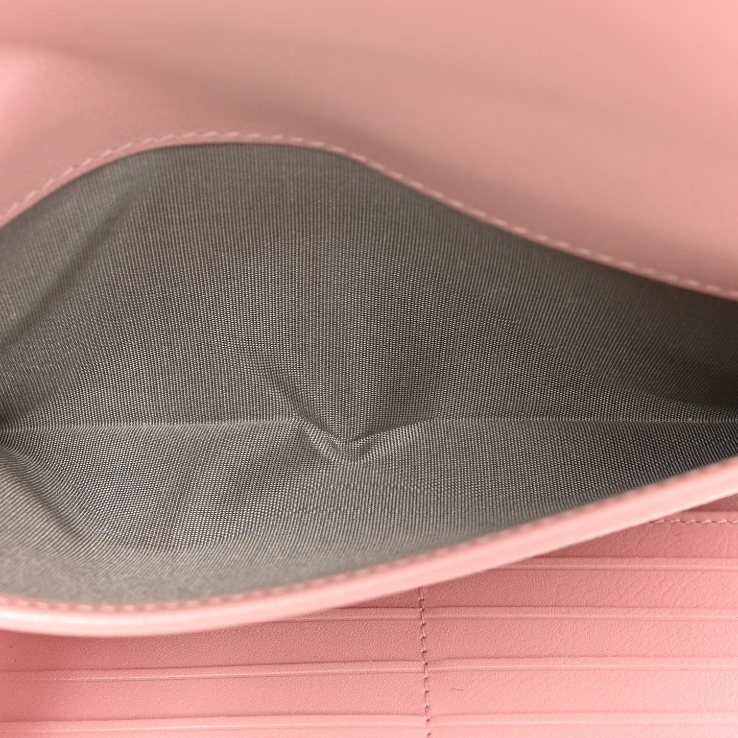 Caviar Timeless CC Large Gusset Flap Wallet Rose Pale