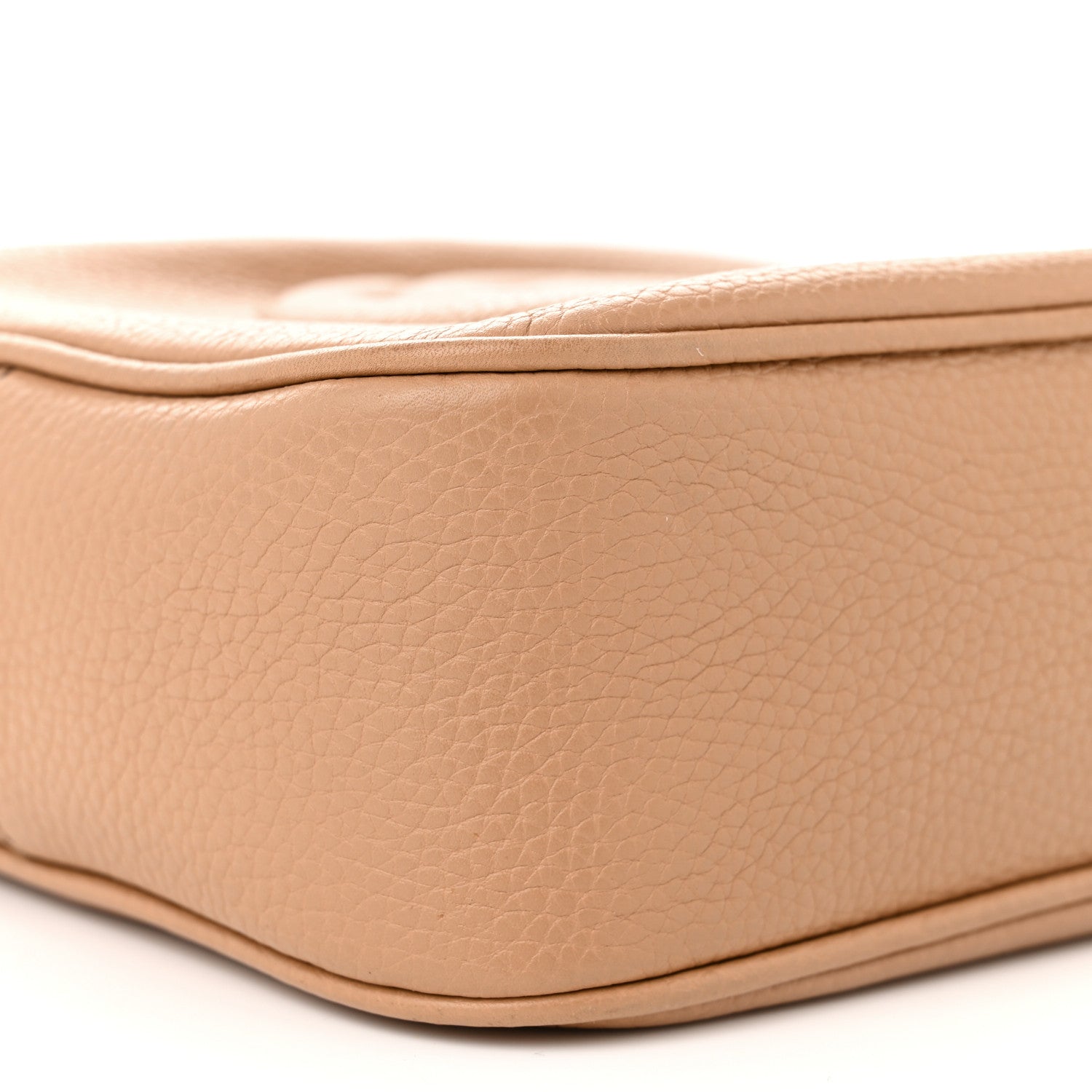 Gucci Pebbled Calfskin Small Soho Disco Bag Camelia 9 of 12