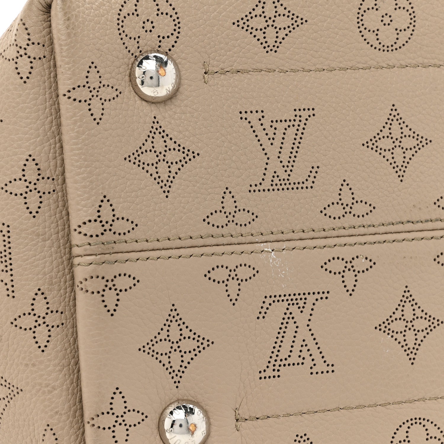 Louis Vuitton Mahina Hina MM Galet 13 of 17