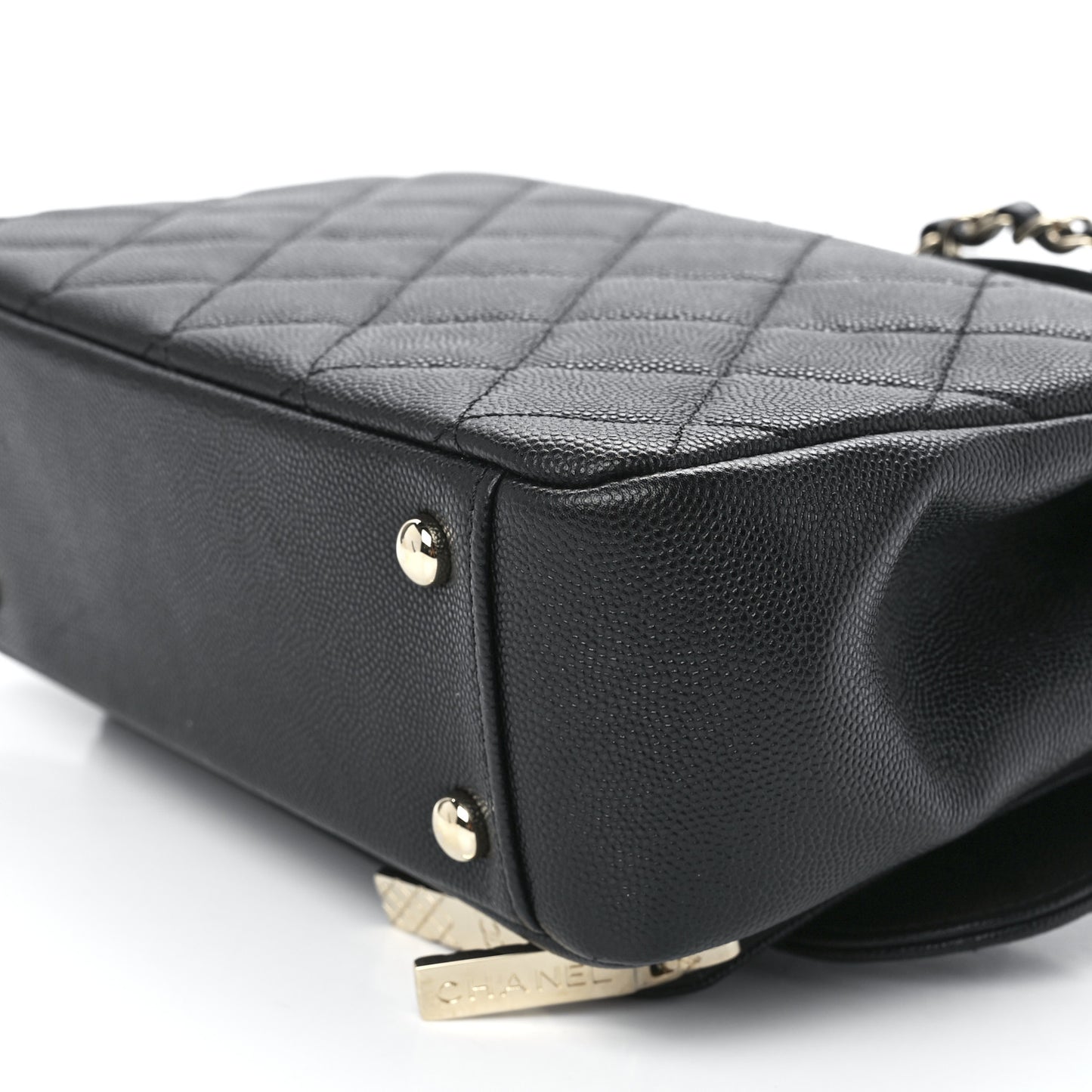 Caviar Quilted Medium Business Affinity Flap Black