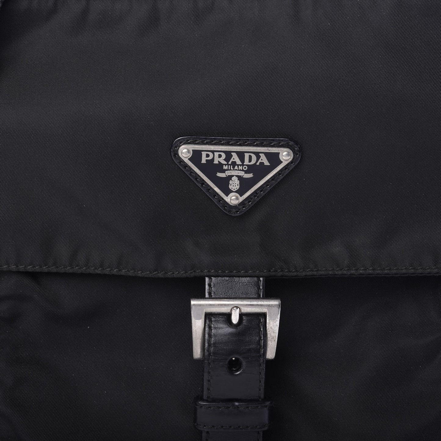 Nylon Vela Messenger Black