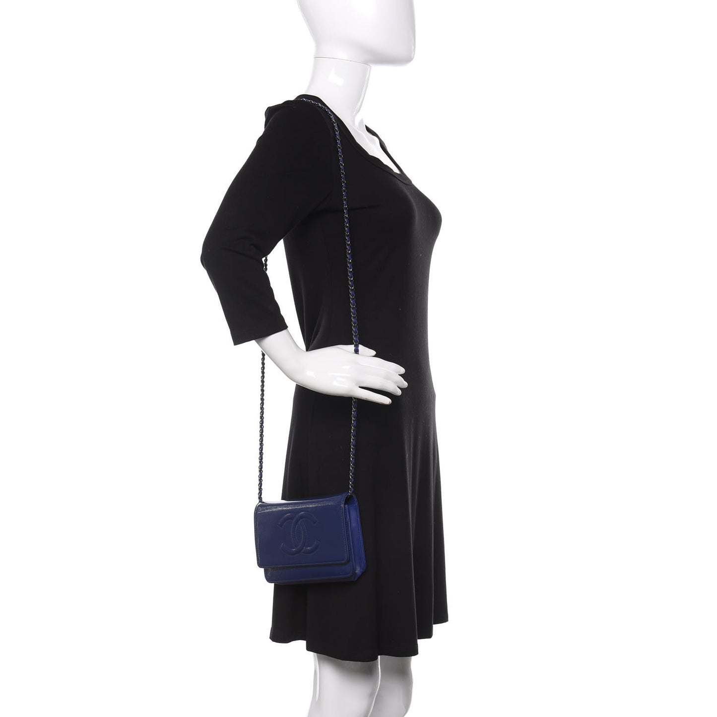 Grained Patent Calfskin Timeless Wallet On Chain WOC Blue