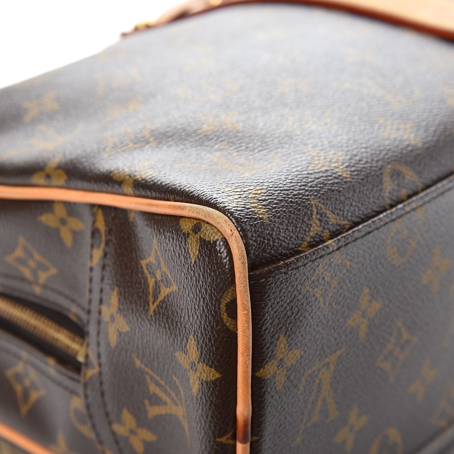 Monogram Manhattan GM