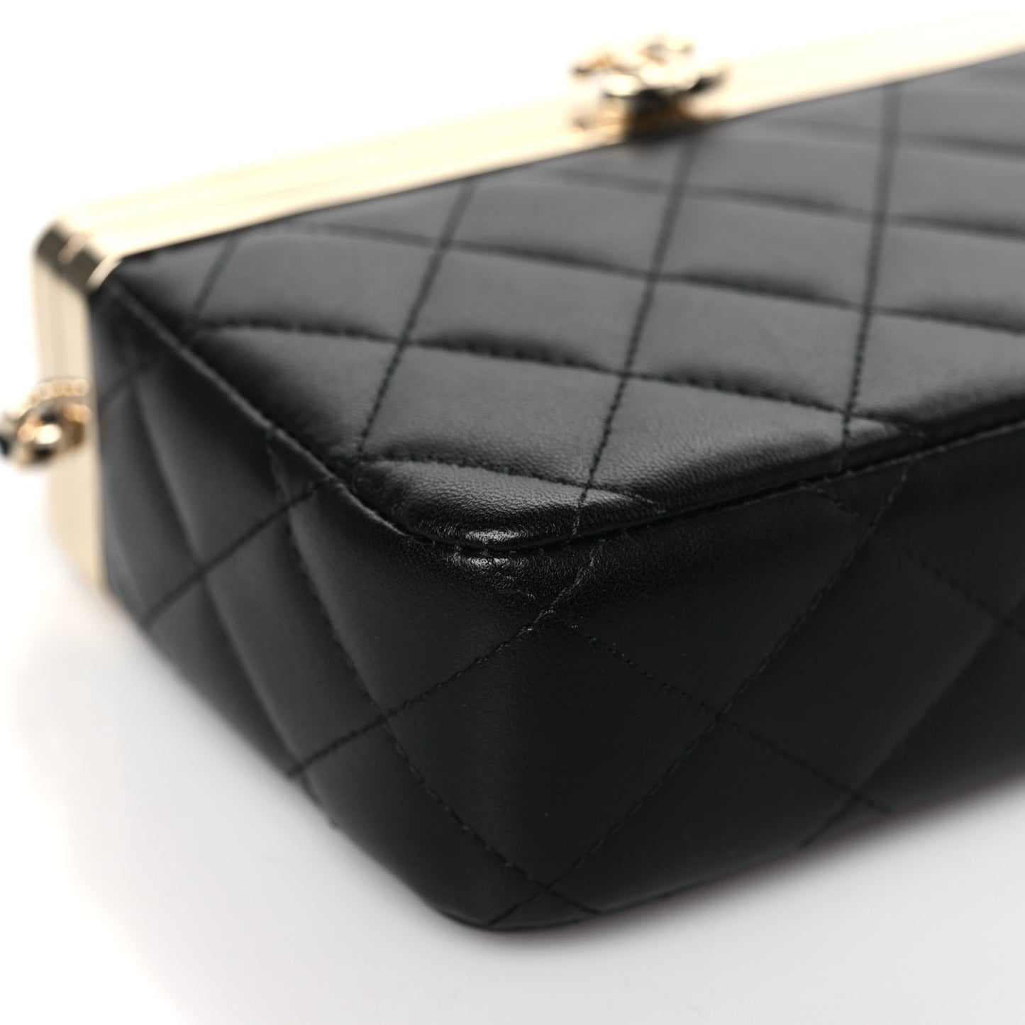 Lambskin Quilted CC Vanity With Chain Black