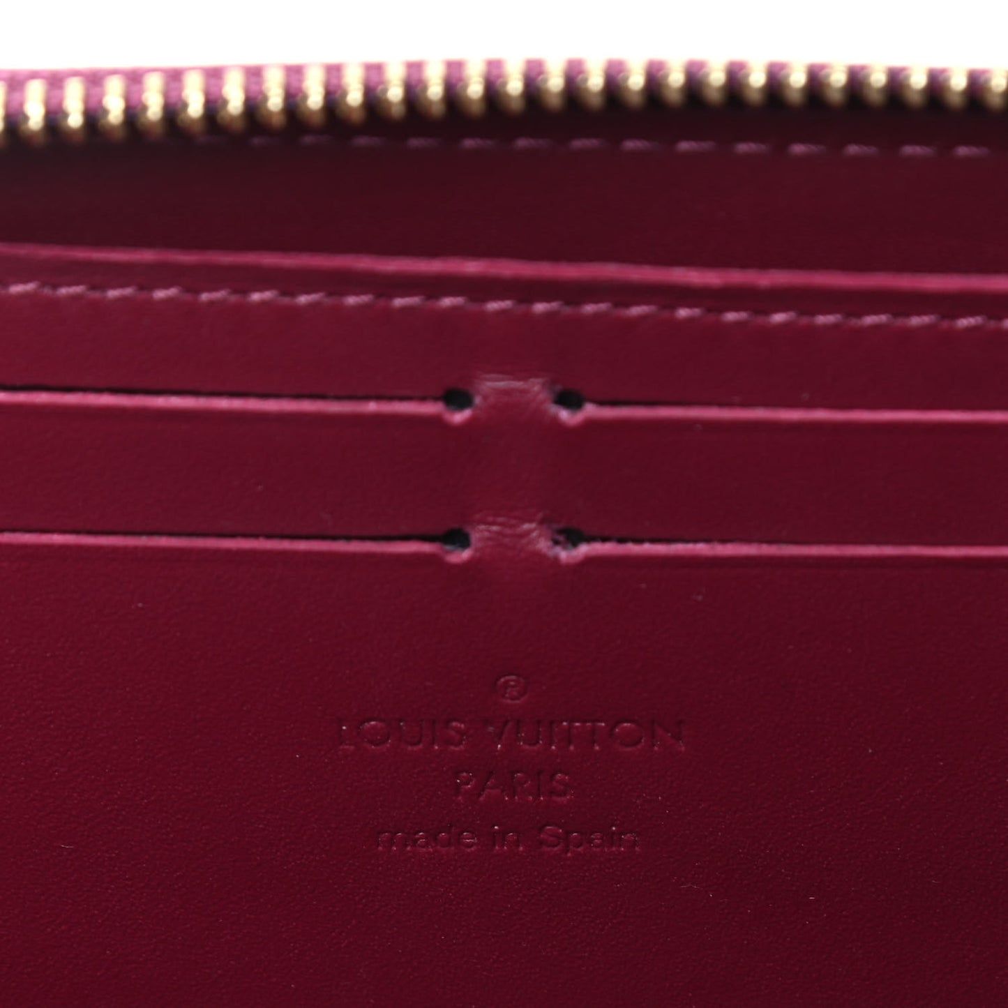 Vernis Clemence Wallet Magenta