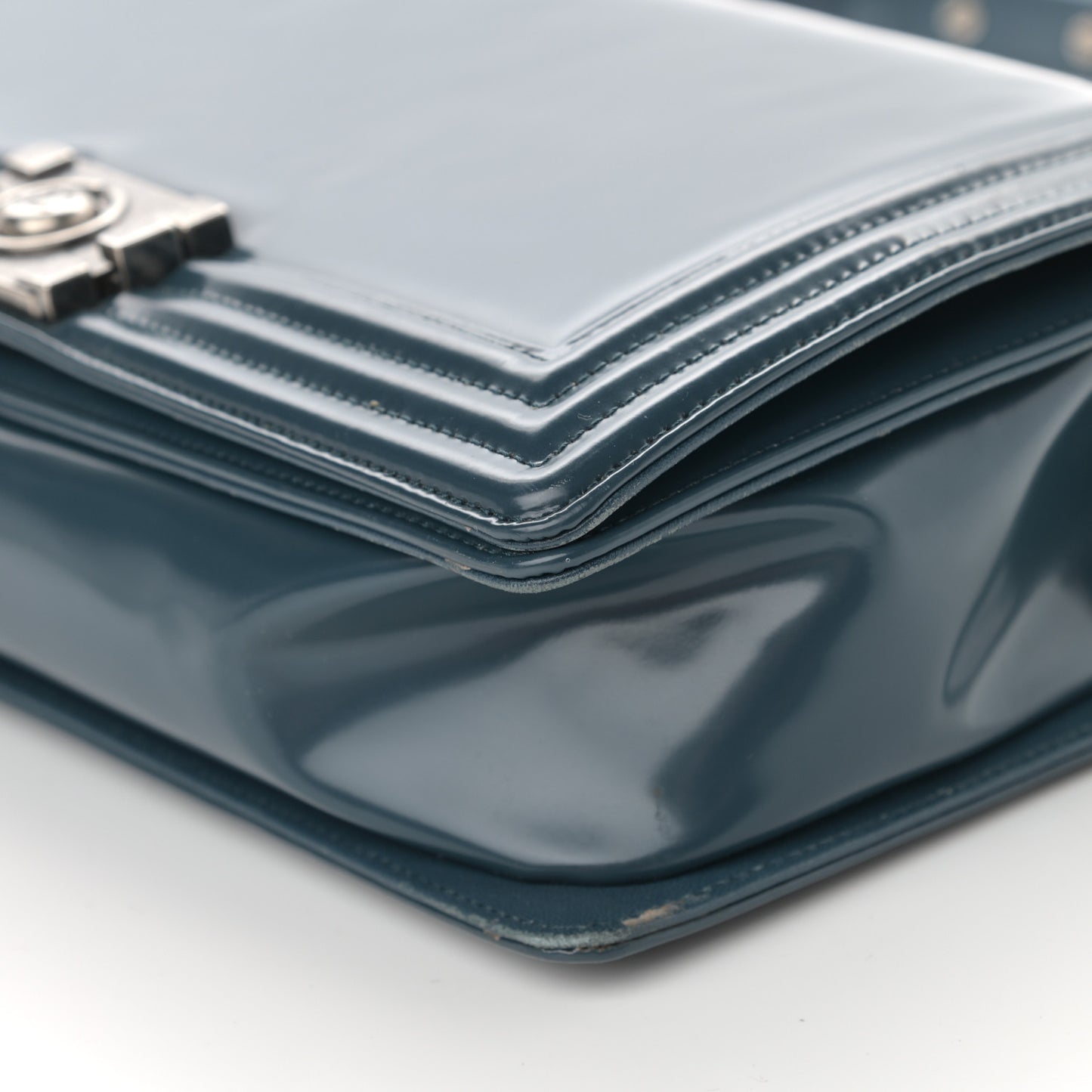 Glazed Calfskin New Medium Boy Flap Blue