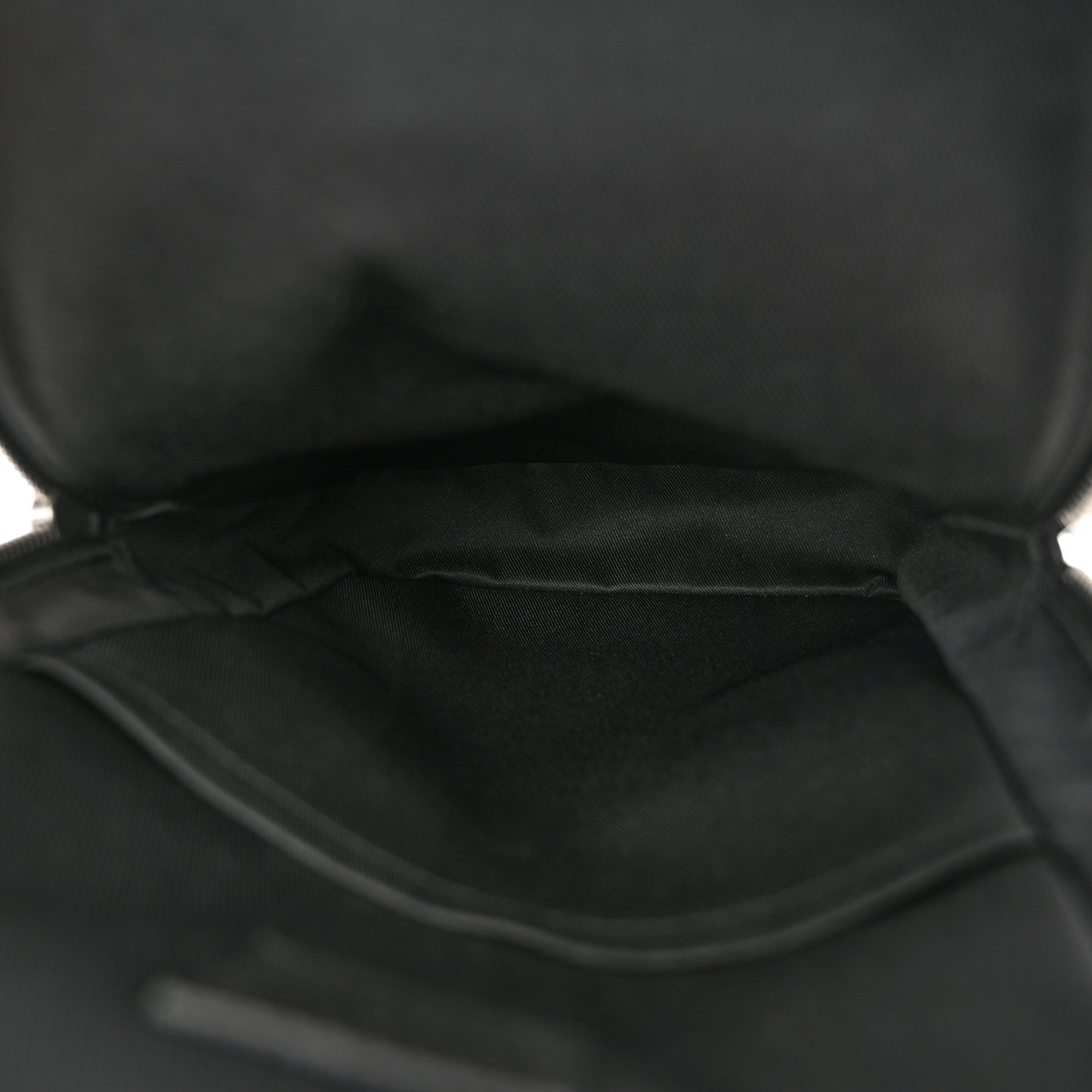 Damier Infini Avenue Sling Bag Onyx