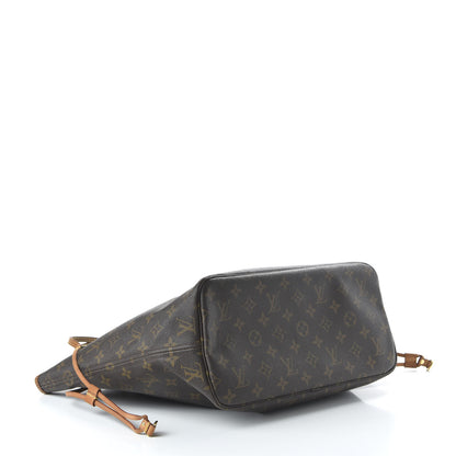Louis Vuitton Monogram Neverfull MM 4 of 10