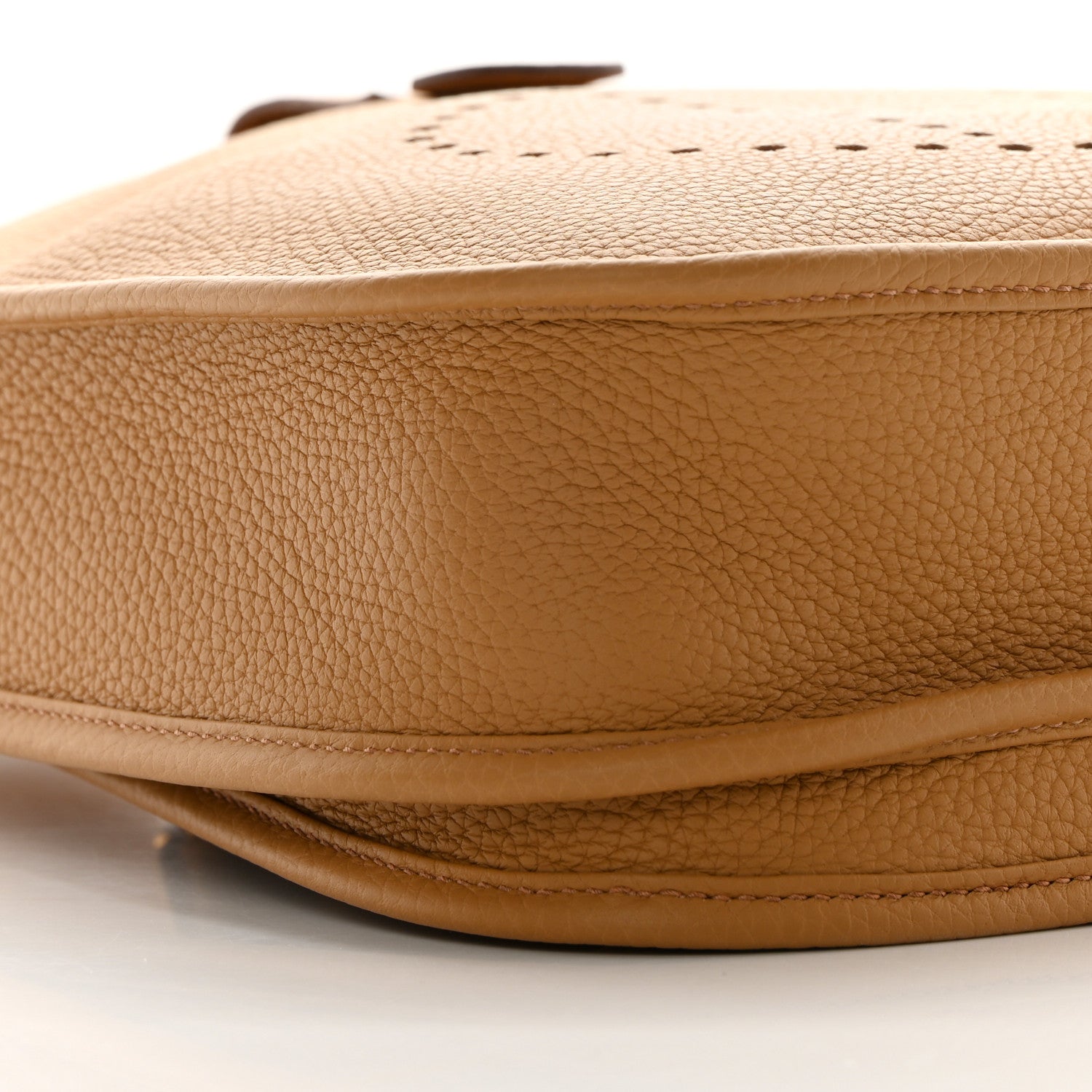 Hermes Taurillon Clemence Evelyne III PM Biscuit 9 of 14