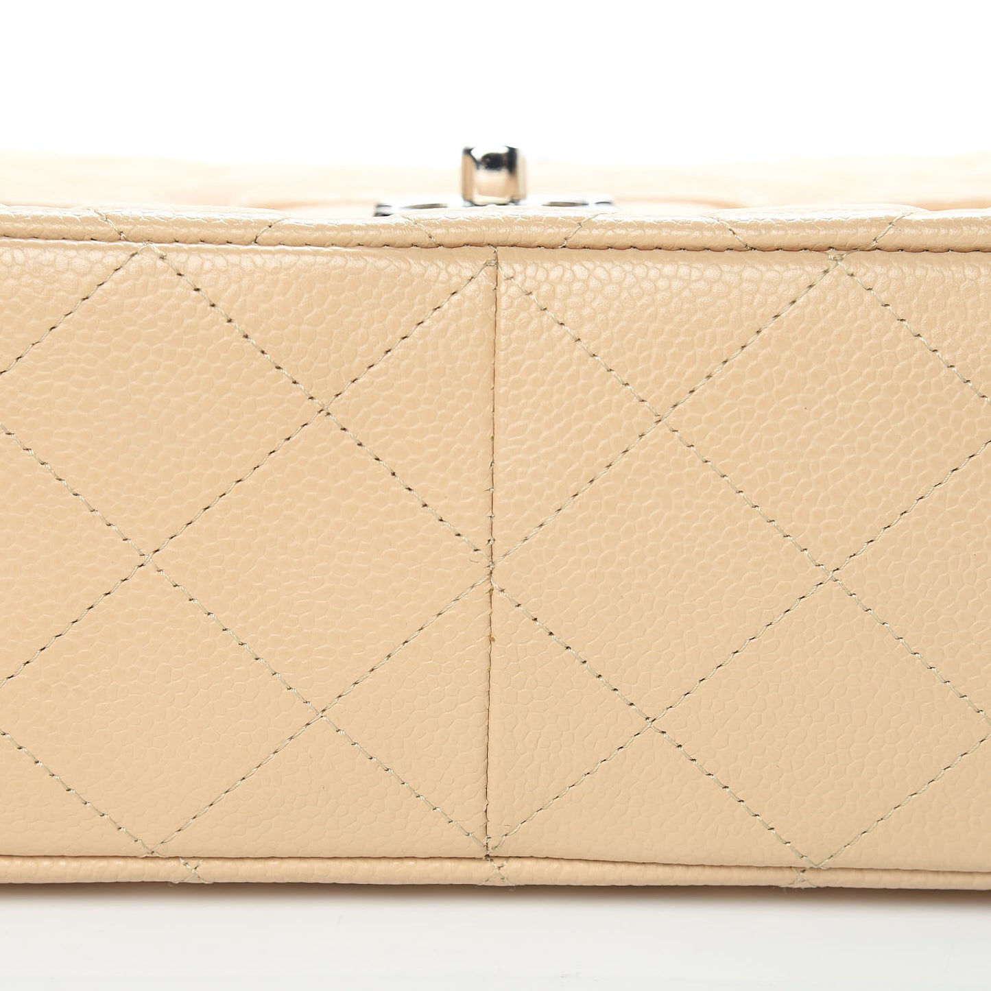 Caviar Quilted Jumbo Single Flap Beige Clair
