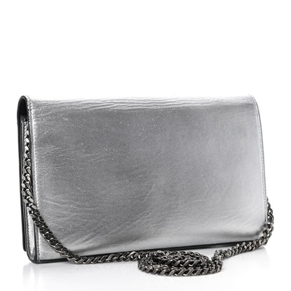 Saint Laurent Metallic Calfskin Monogram Chain Wallet Argento 2 of 10