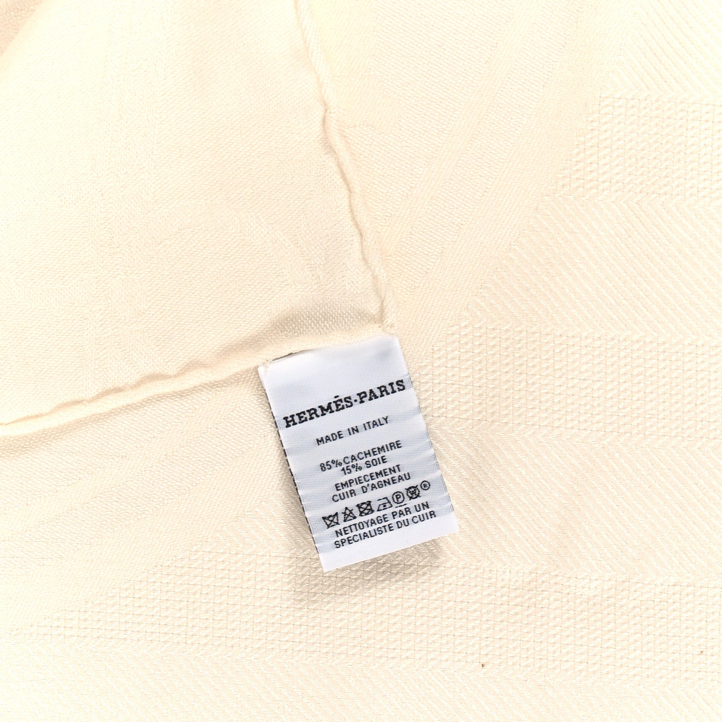 Cashmere Silk New Libris Poncho White