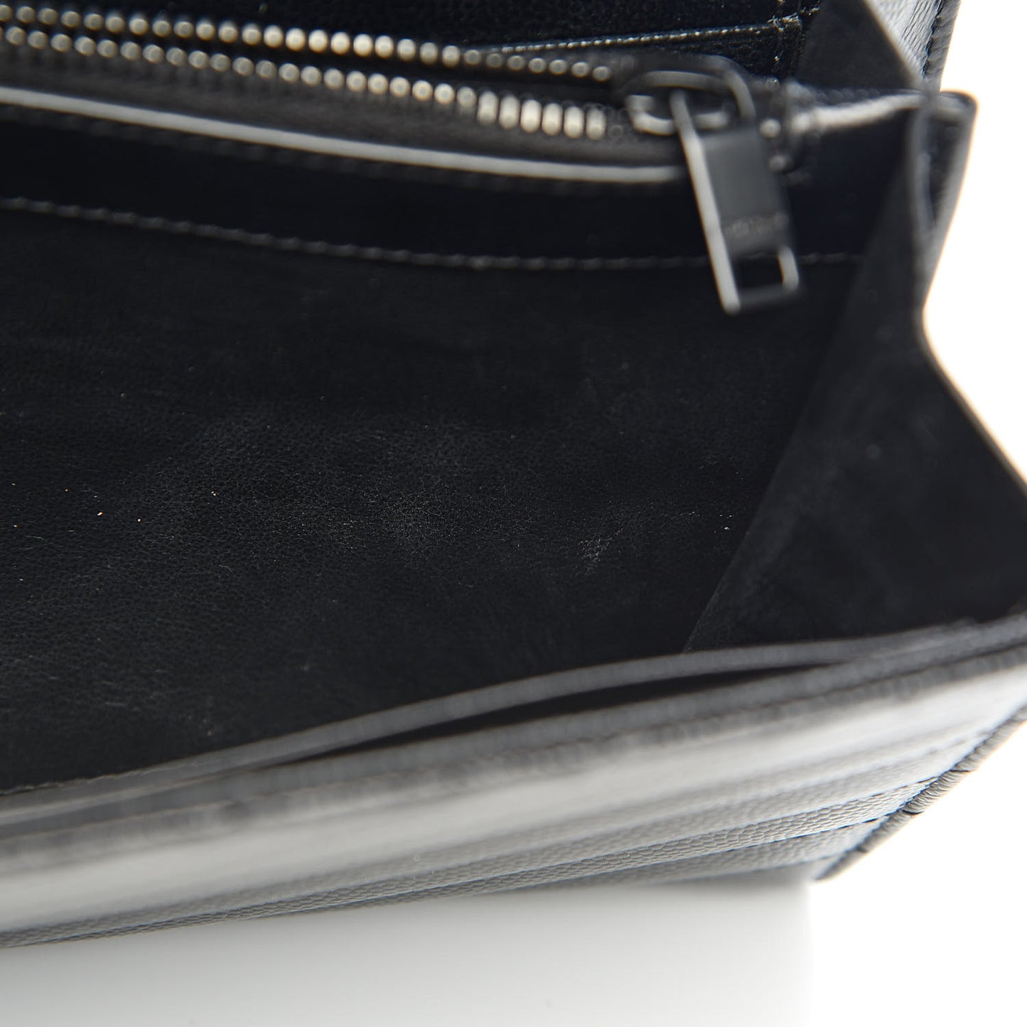 Grain De Poudre Matelasse Chevron Monogram Chain Wallet Black