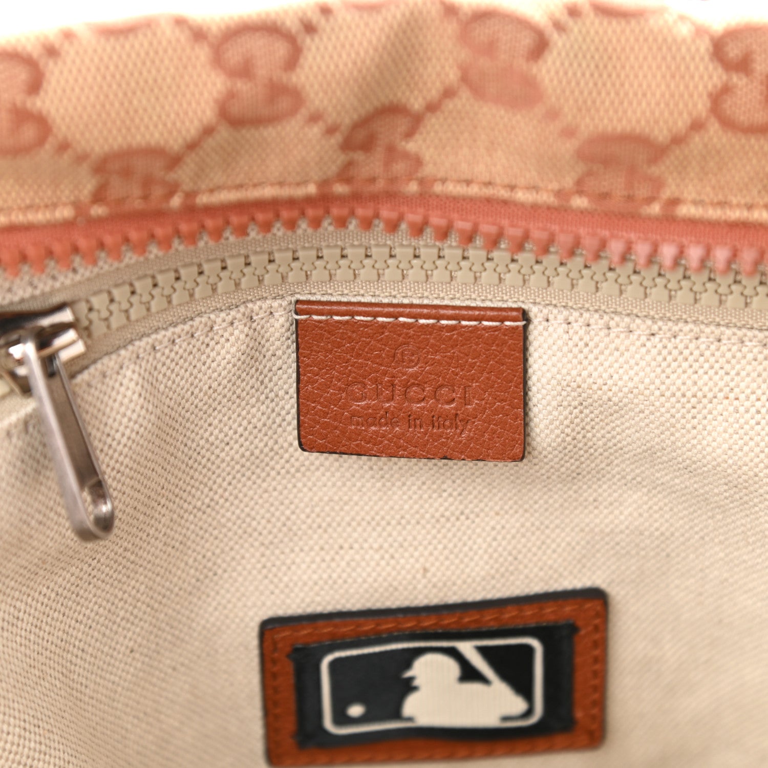 Gucci X MLB GG Monogram NY Yankees Medium Backpack Beige Ruggine Ivory 6 of 10