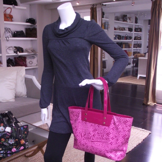 Louis Vuitton Cosmic Blossom PM Tote Bag Rose 12397 – FASHIONPHILE