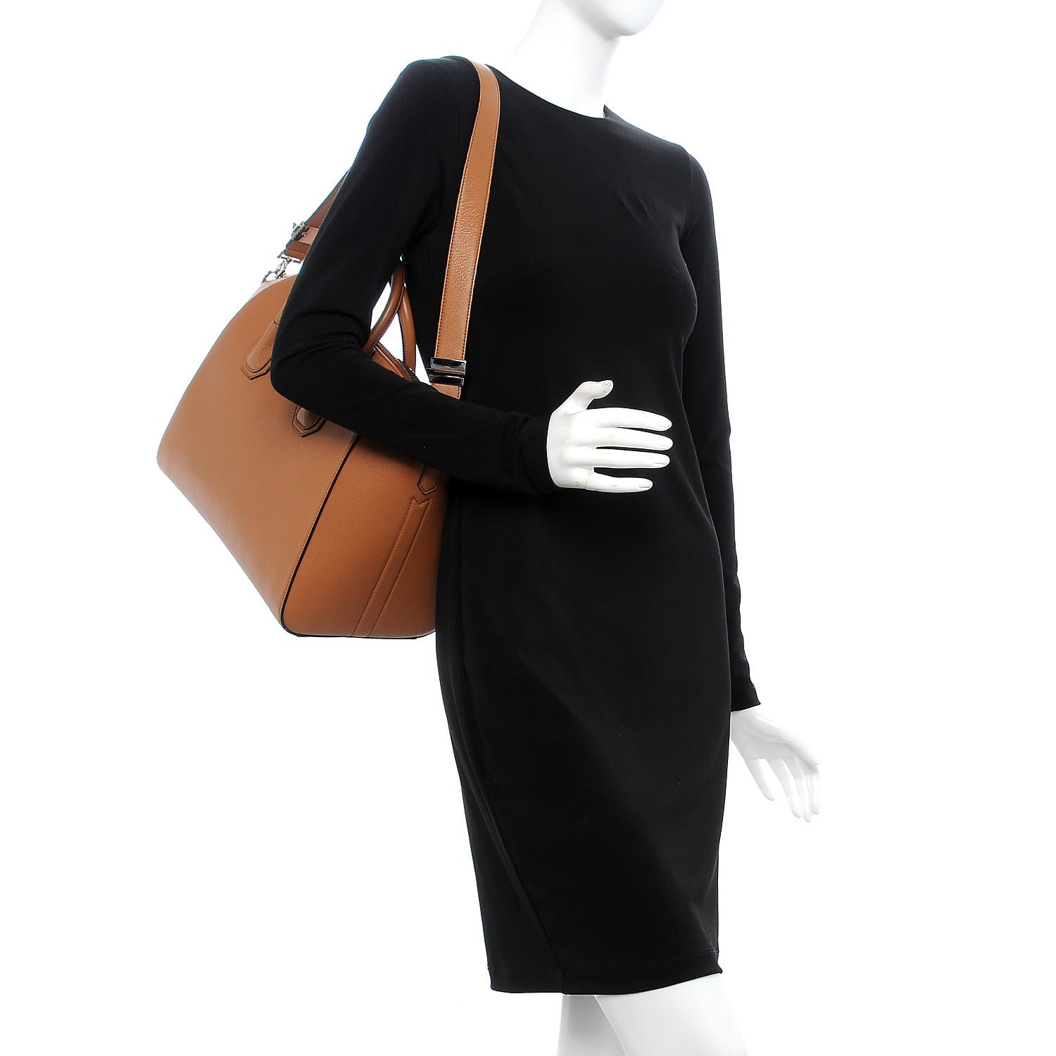 Givenchy Sugar Goatskin Medium Antigona Caramel 2 of 15