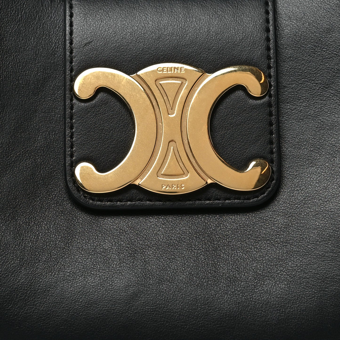 Smooth Calfskin Medium Strap Ava Triomphe Shoulder Bag Black
