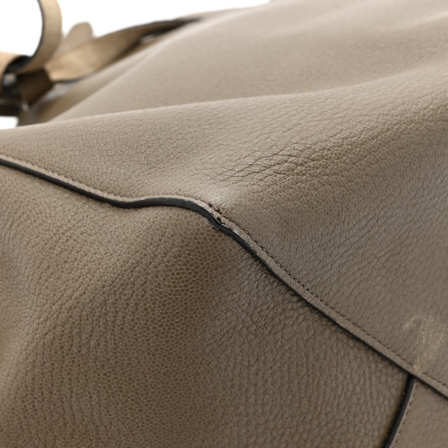 Soft Grained Calfskin Medium Belt Cabas Phantom Taupe