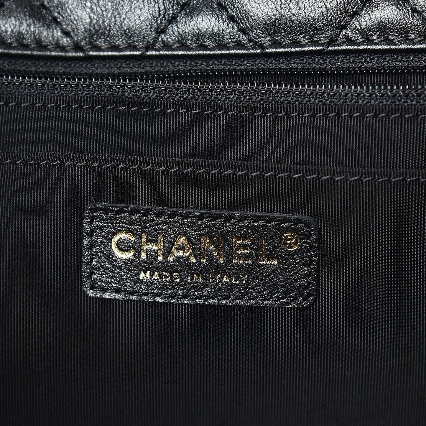 Metallized Calfskin Quilted Small XXL Travel Flap Bag Black