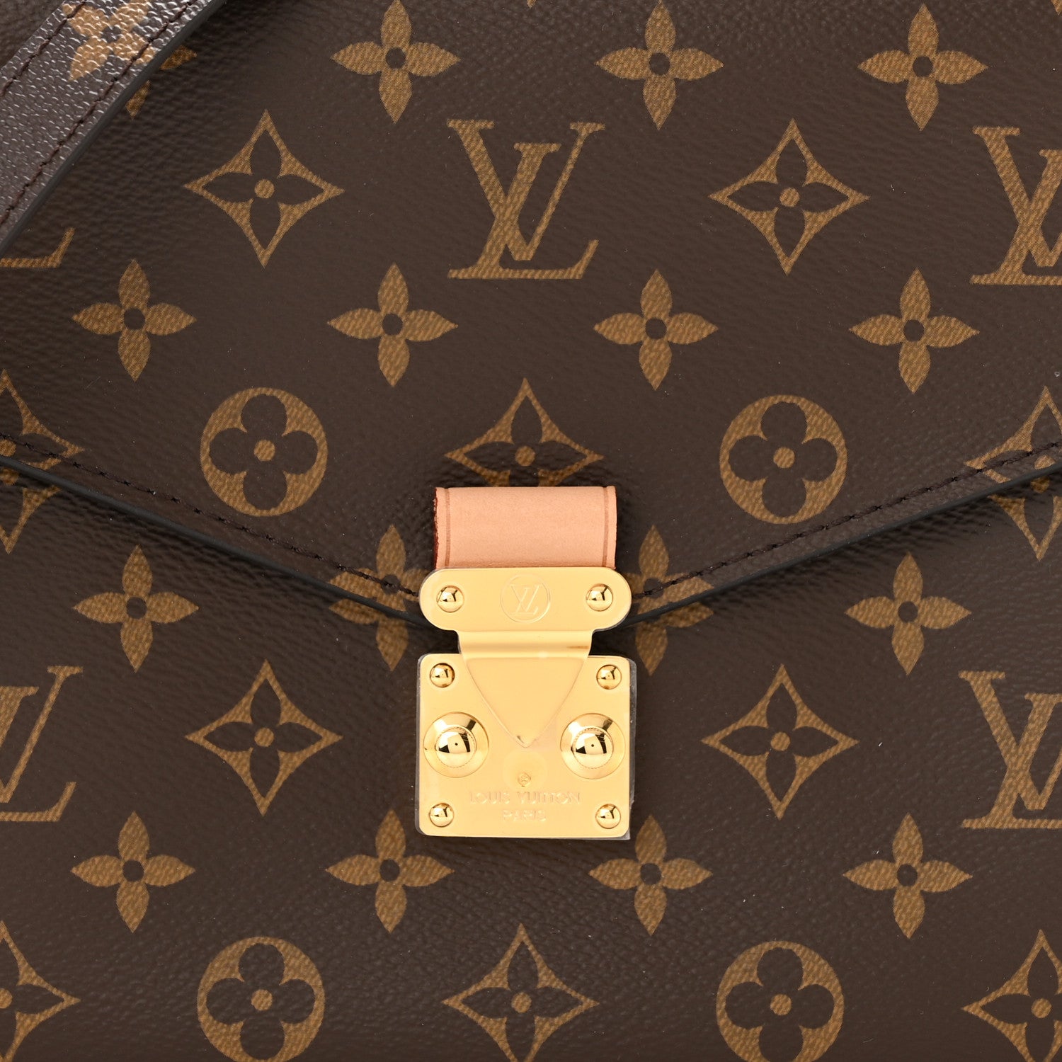 Louis Vuitton Monogram Pochette Metis 8 of 10