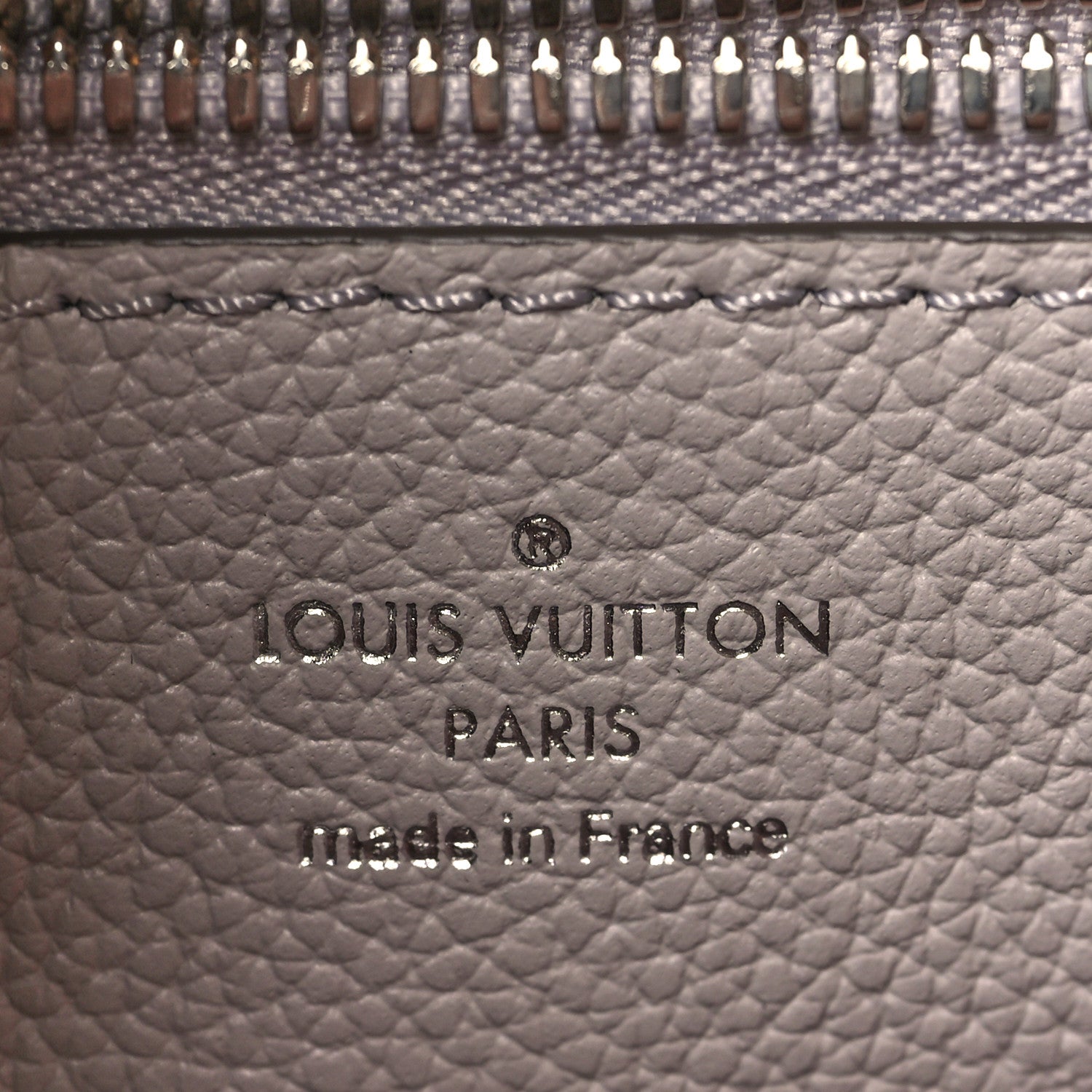 Louis Vuitton Mahina Muria Brume 6 of 8