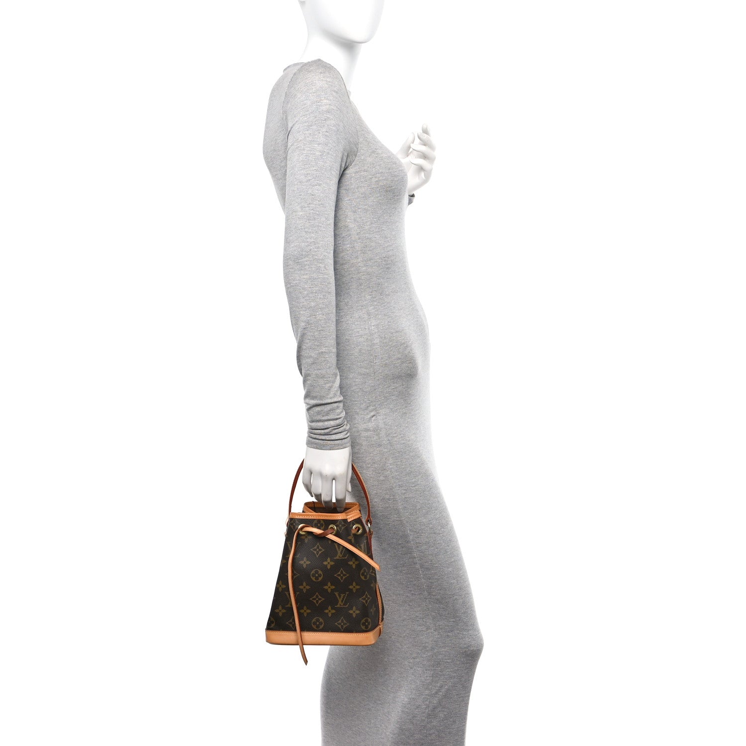 Louis Vuitton Monogram Mini Noe 2 of 10