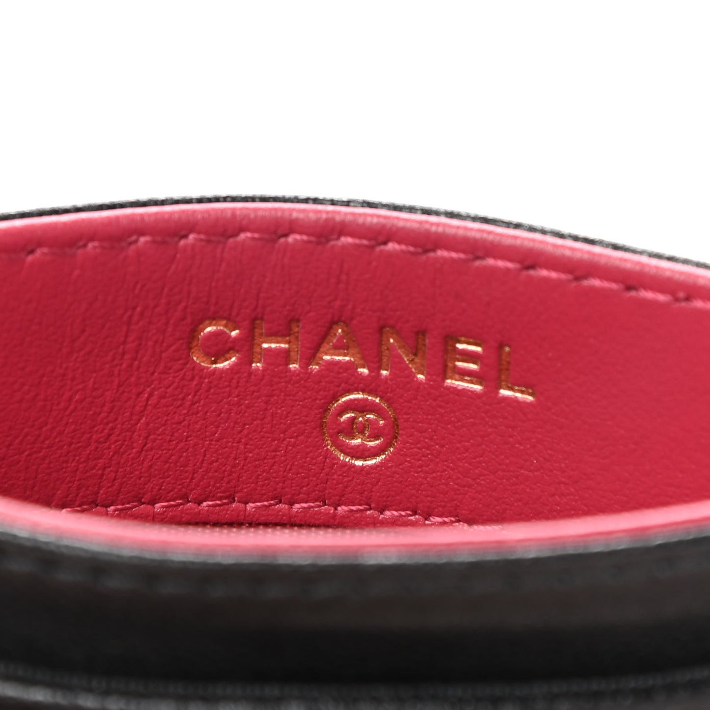 Shiny Goatskin Quilted Chanel 19 Card Holder Black