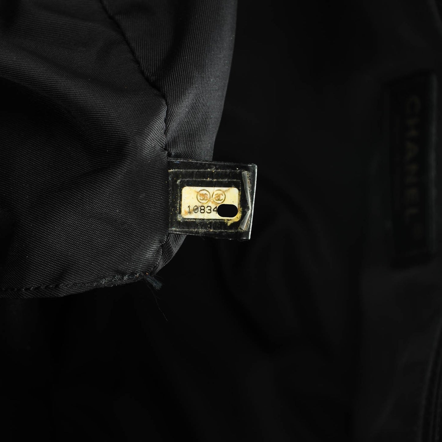 Nylon Medium Travel Tote Black