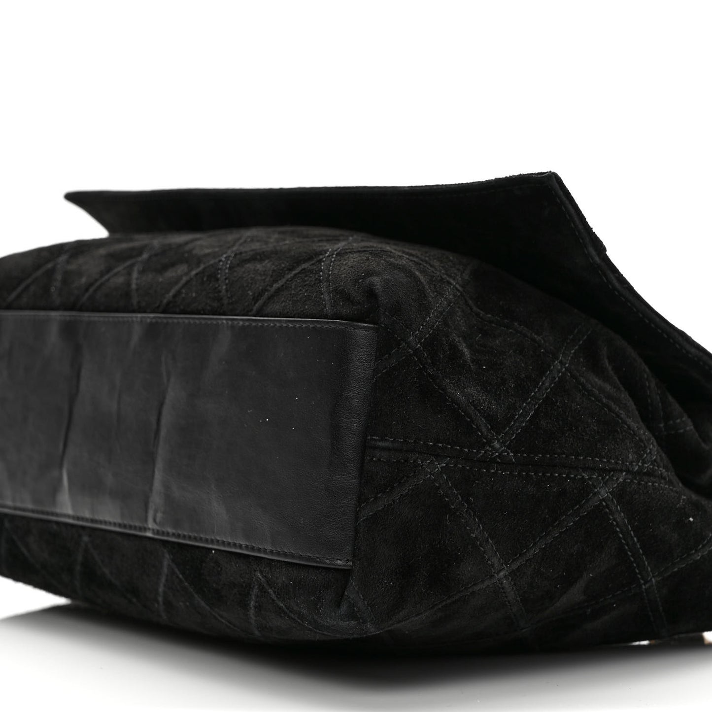 Suede Diamond Stitched Lovely Chains Flap Bag Black