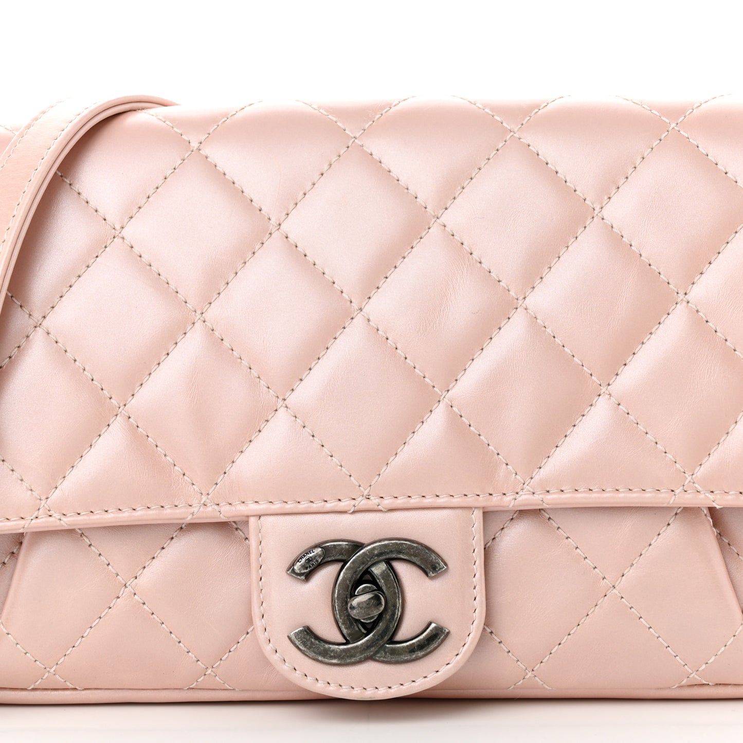 Glazed Calfskin Quilted Coco Pleats Flap Pink