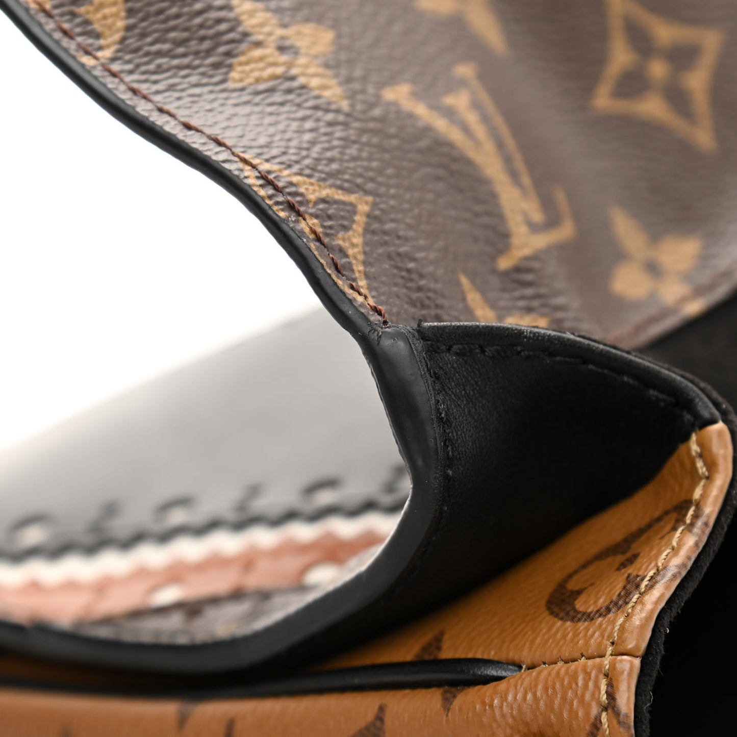 Monogram Pochette Metis MM