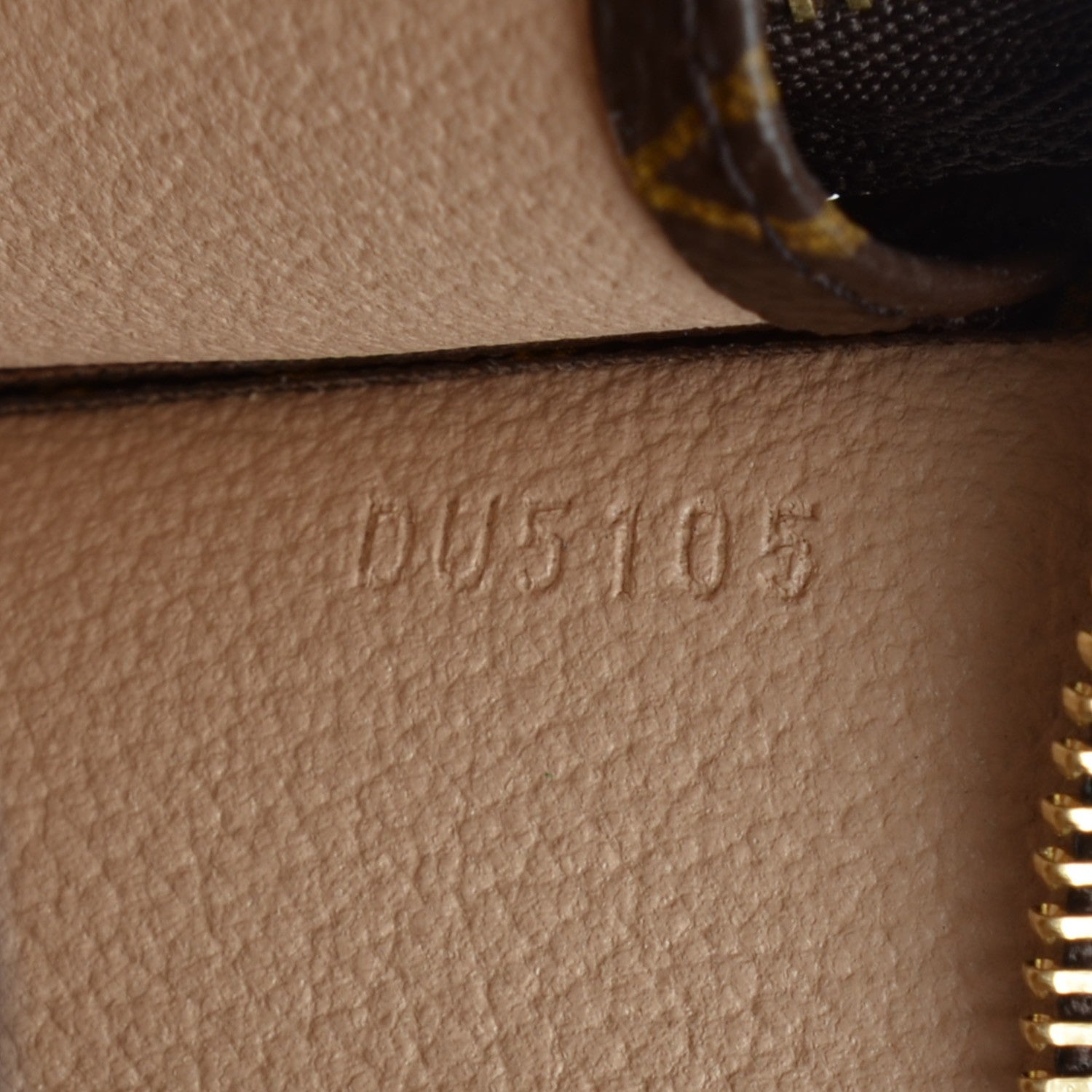 Louis Vuitton Monogram Toiletry Pouch 15 7 of 7