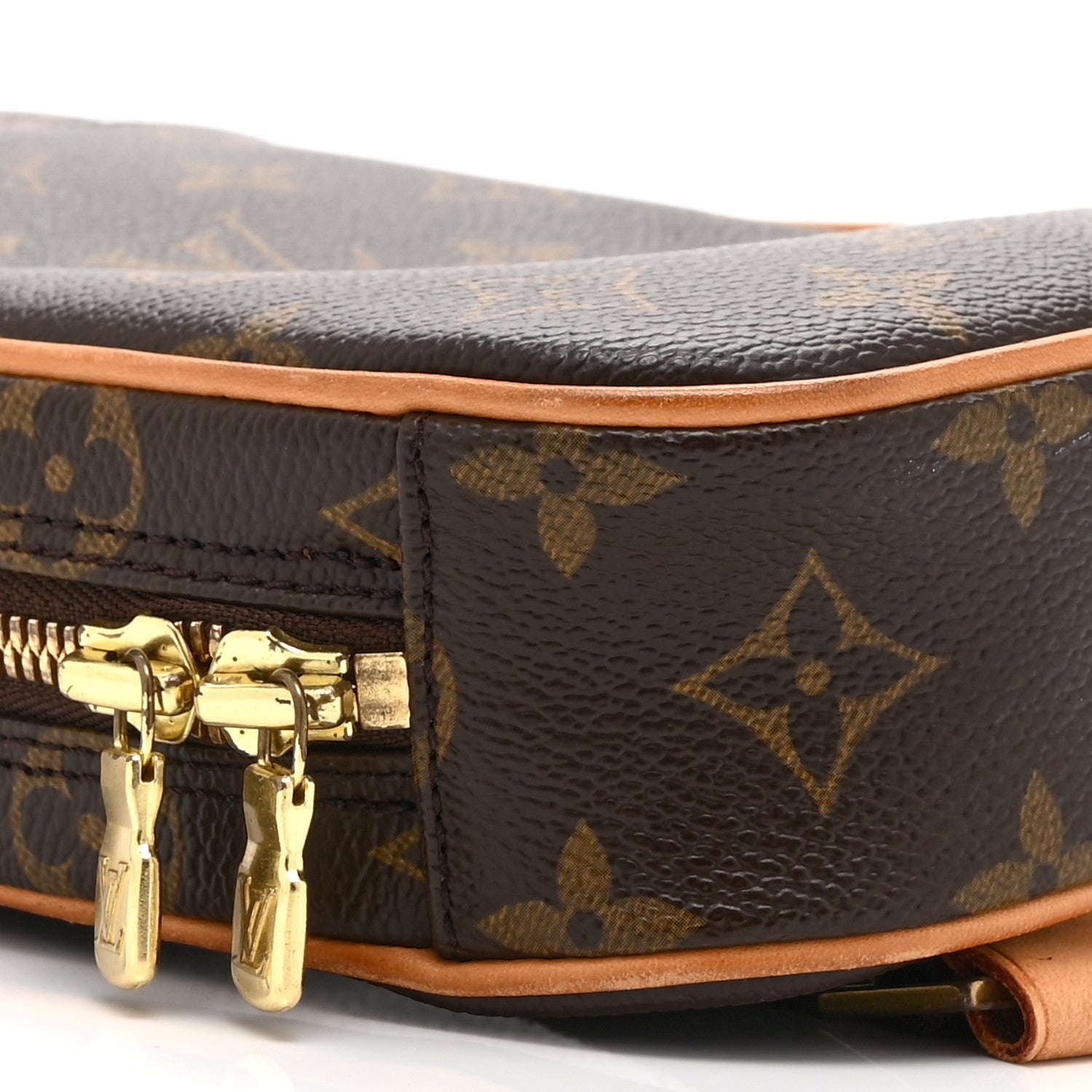 Louis Vuitton Monogram Pochette Gange 9 of 10