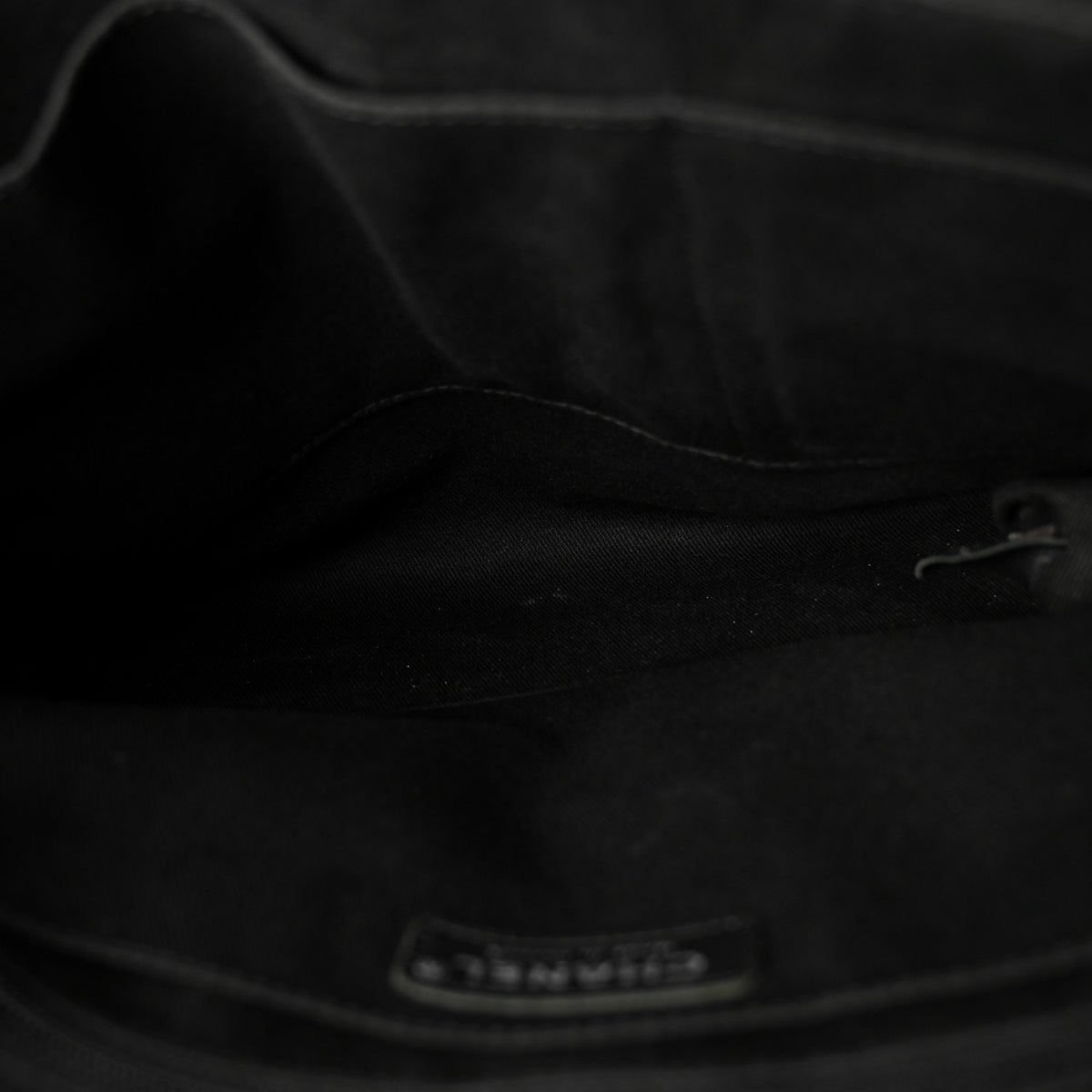 Grained Vegetal Calfskin Urban Shopping Tote Black