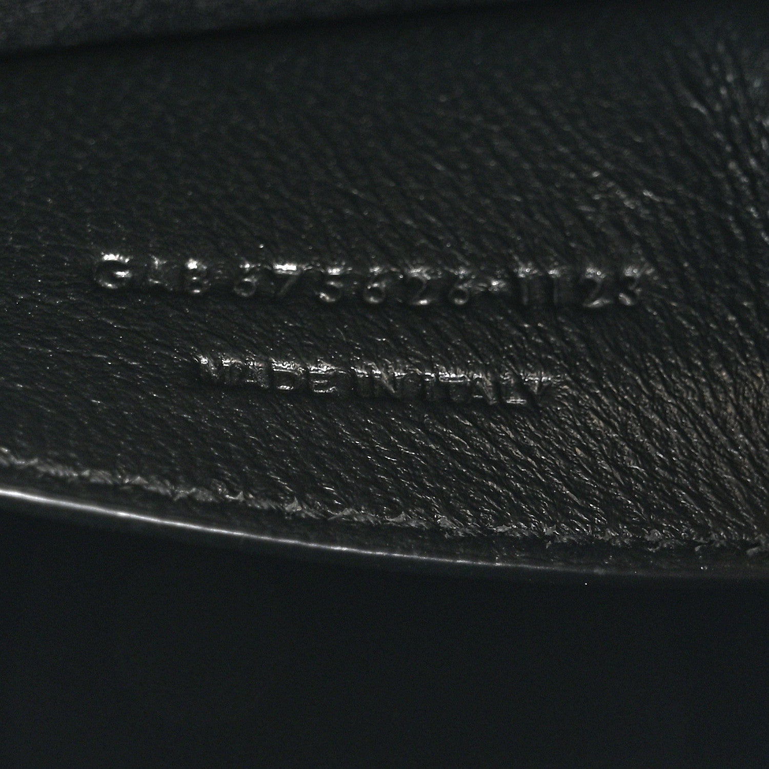 Saint Laurent Shiny Calfskin Crocodile Embossed Manhattan Baguette Black 7 of 11
