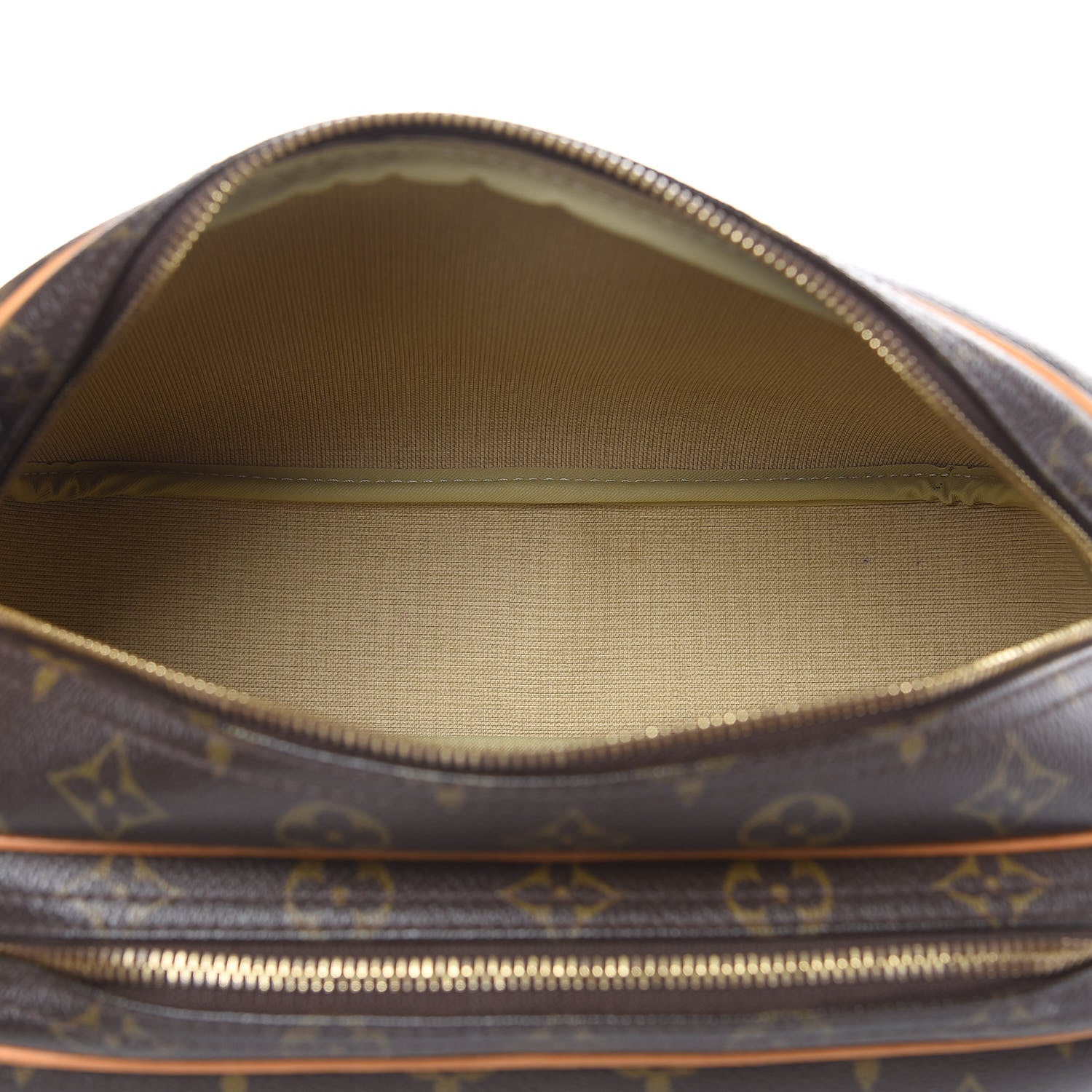 Louis Vuitton Monogram Reporter PM 7 of 21
