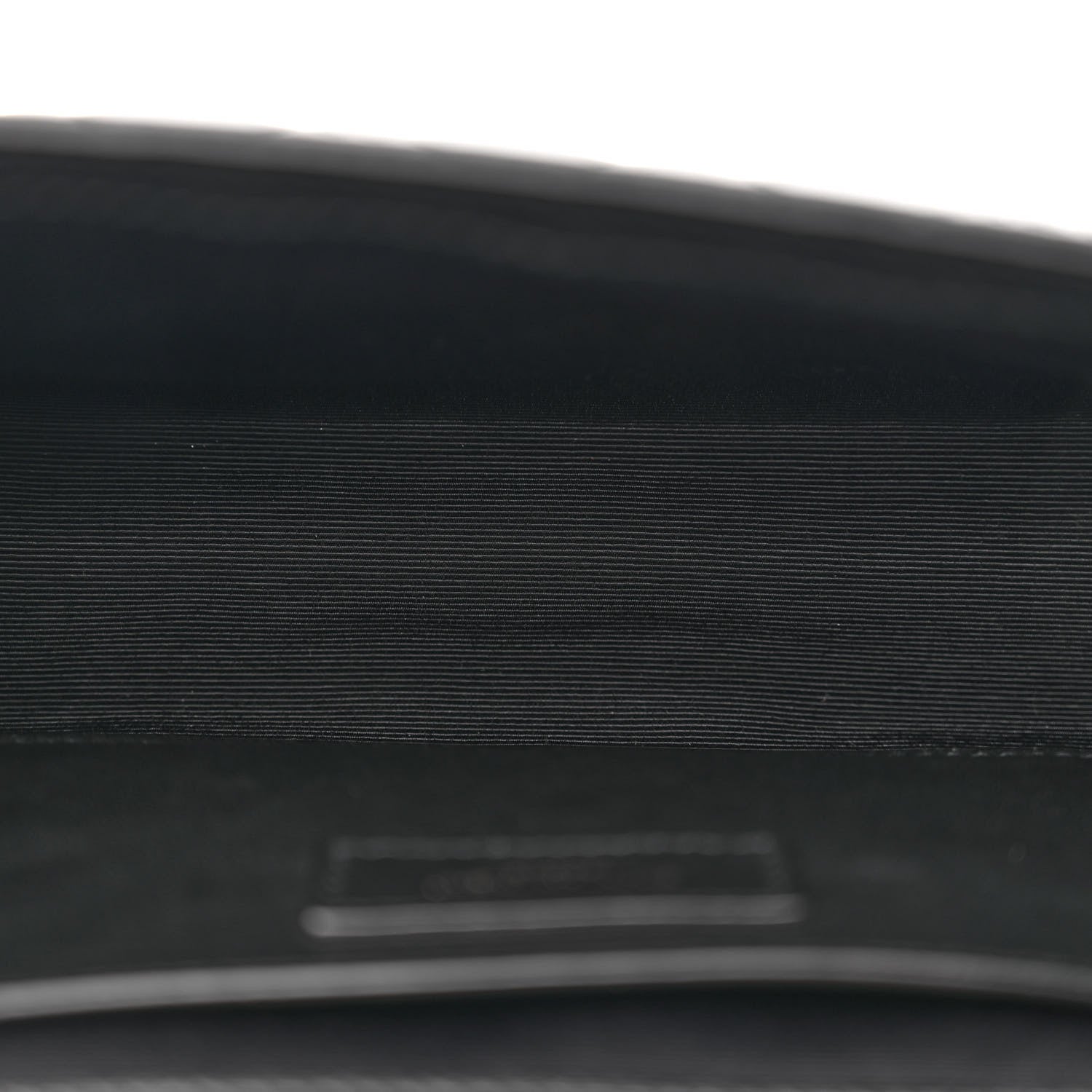 Saint Laurent Grain De Poudre Textured Mixed Matelasse Triquilt Medium Monogram Monochrome Satchel Black 5 of 11