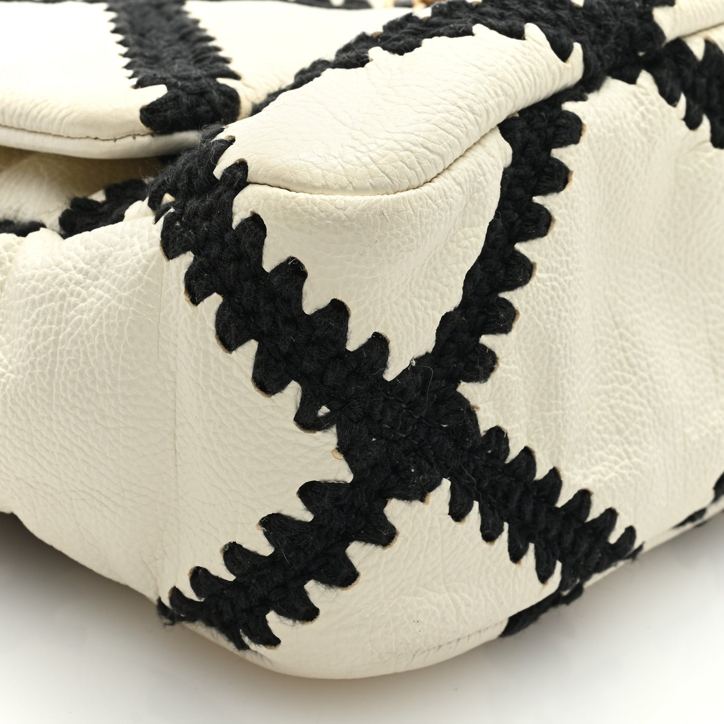 Calfskin Crochet Medium Chanel 19 Flap White Black