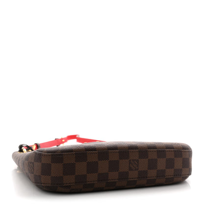 Louis Vuitton Damier Ebene South Bank Besace 4 of 12