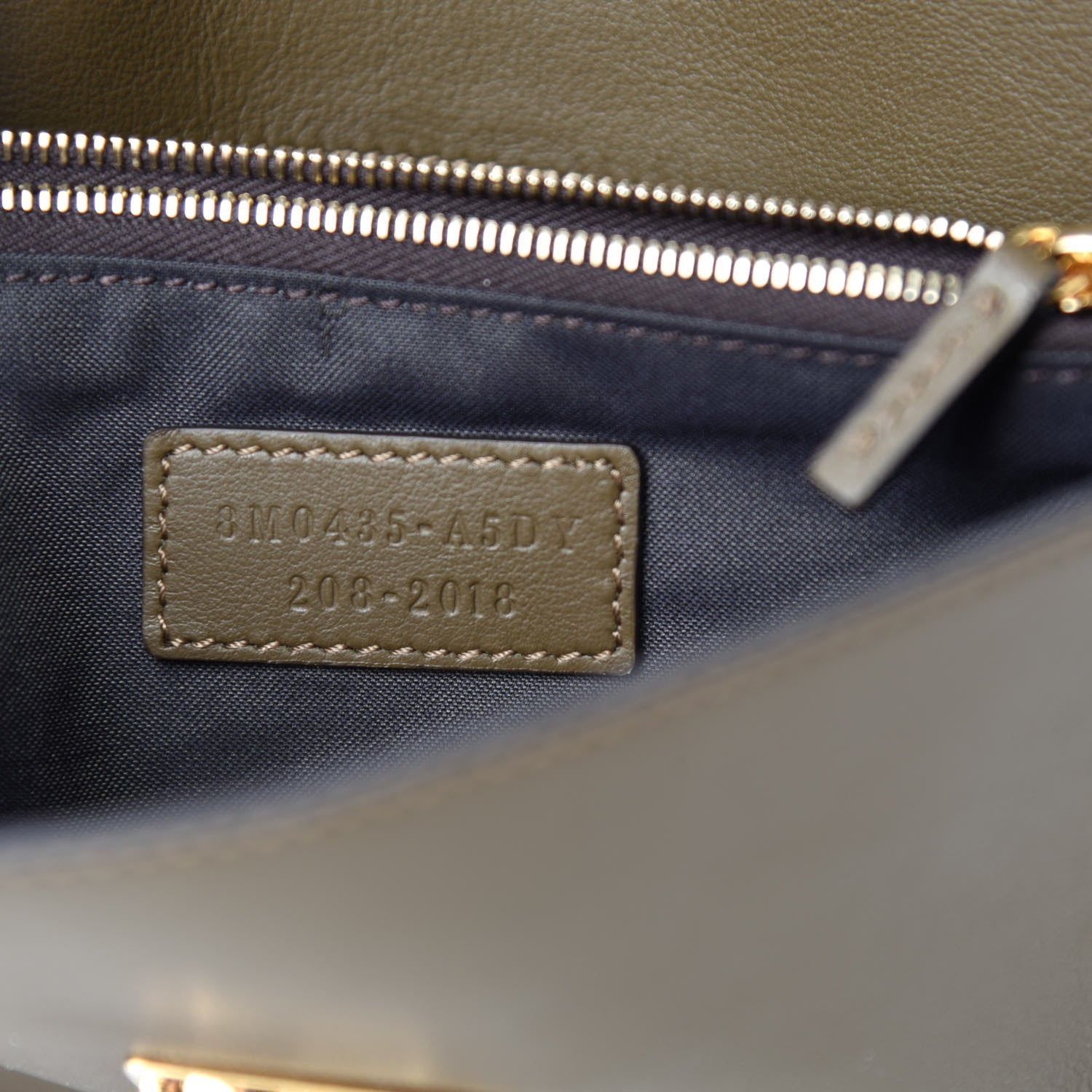 Fendi Vitello Grace Matte Kan U Wallet On Chain Wood 9 of 11