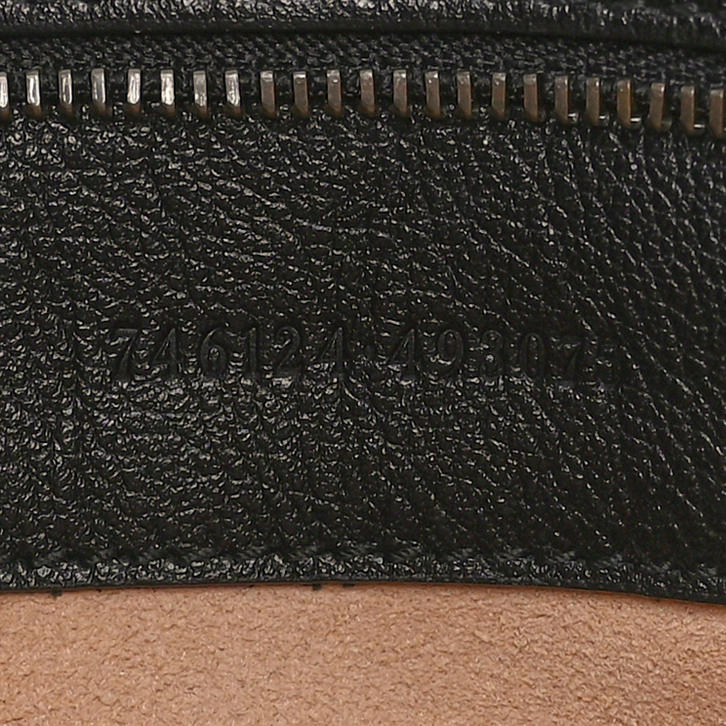 Softy Wonka Textured Dollar Calfskin Medium Diana Shoulder Bag Black