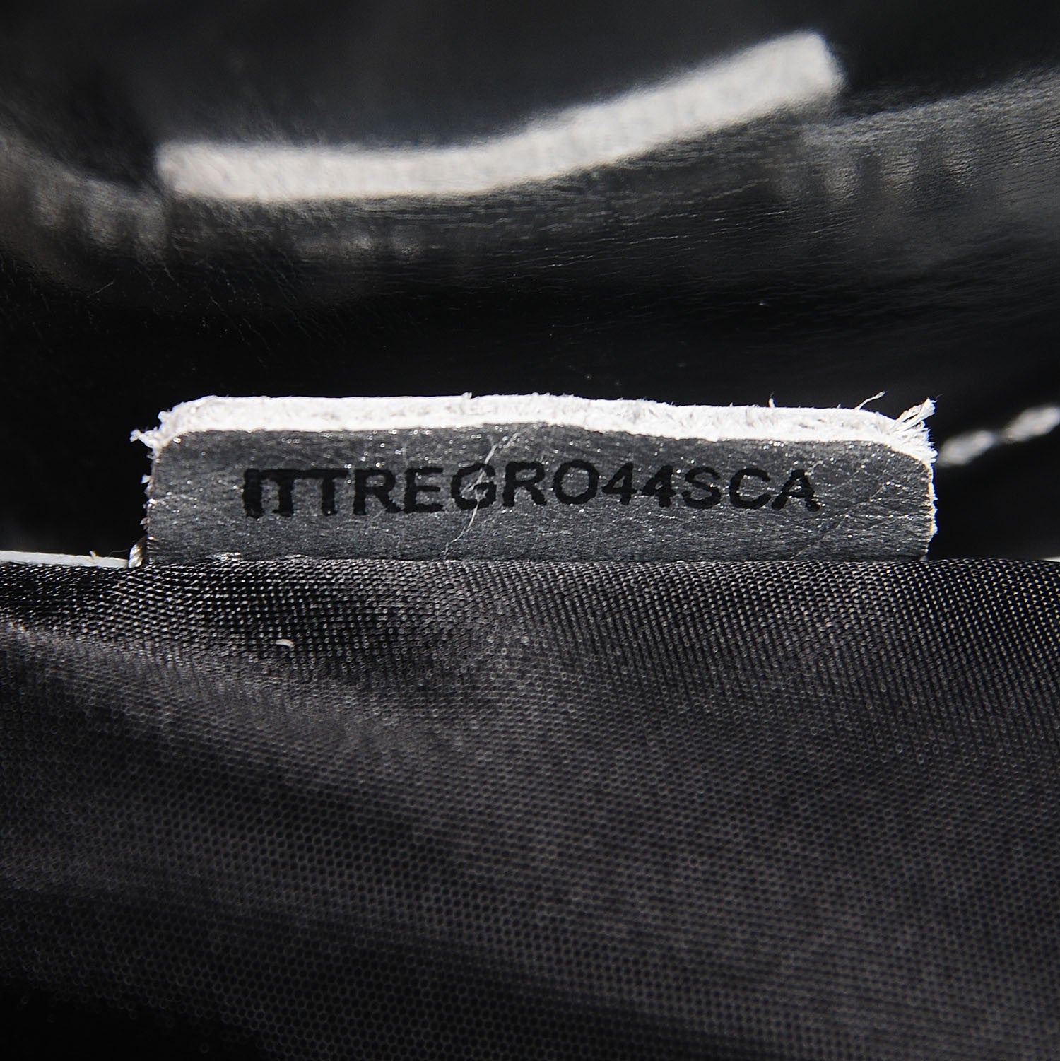 Burberry Nylon Beat Check Lowry Silver 8 of 8