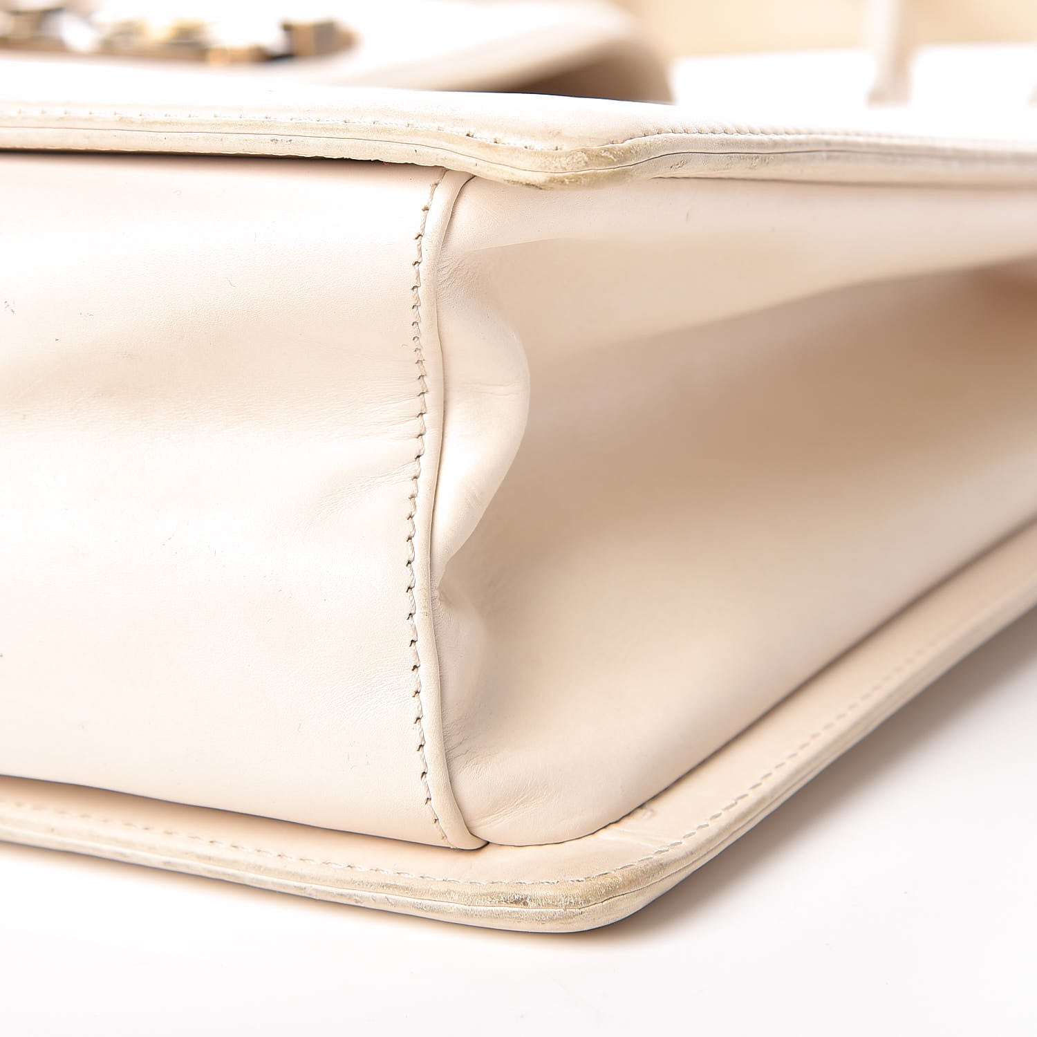 Chanel Glazed Calfskin Boy Tote White 14 of 23