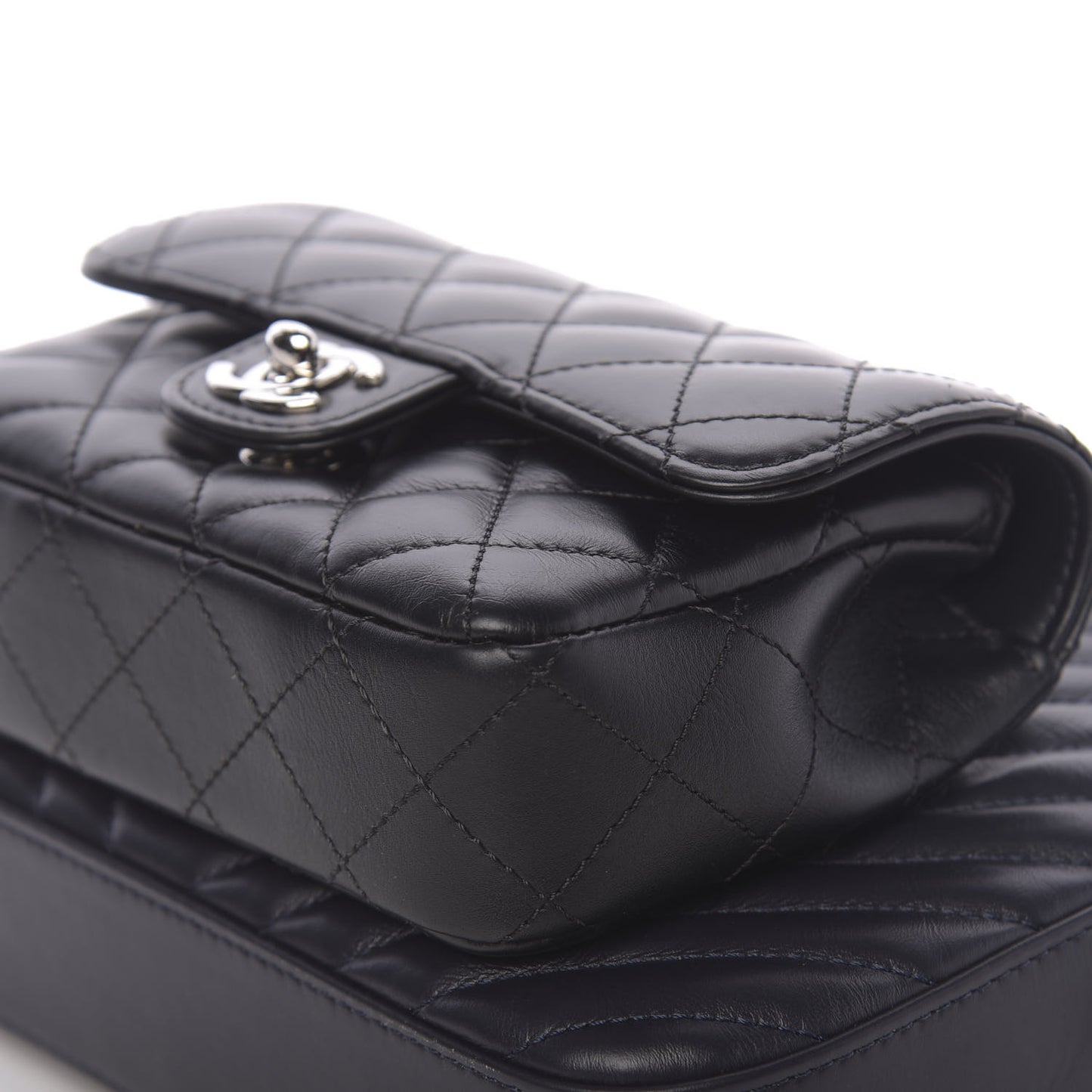 Calfskin Chevron Quilted Double Camera Bag With Flap Black