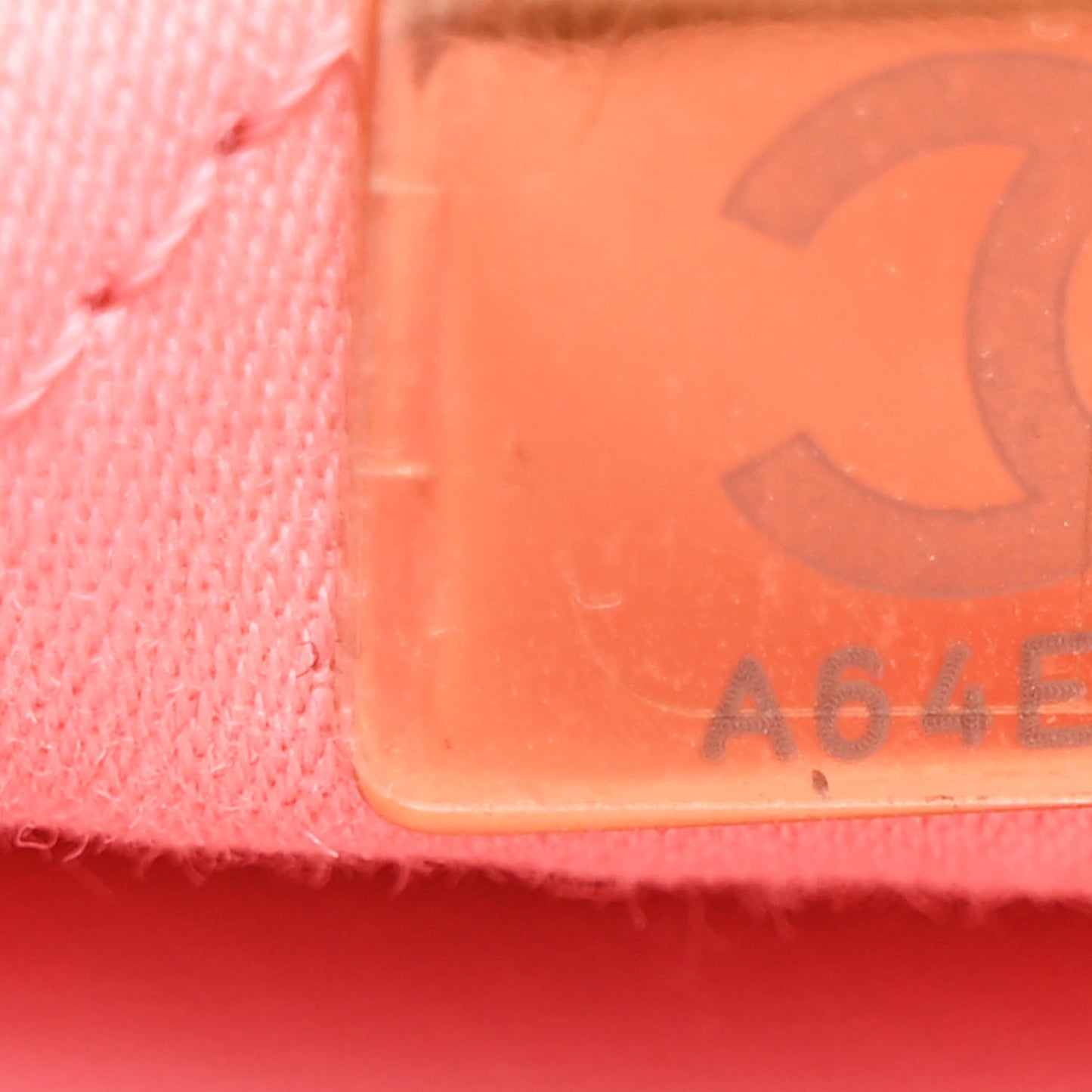 Shiny Caviar Quilted Mini Chanel 22 Coral