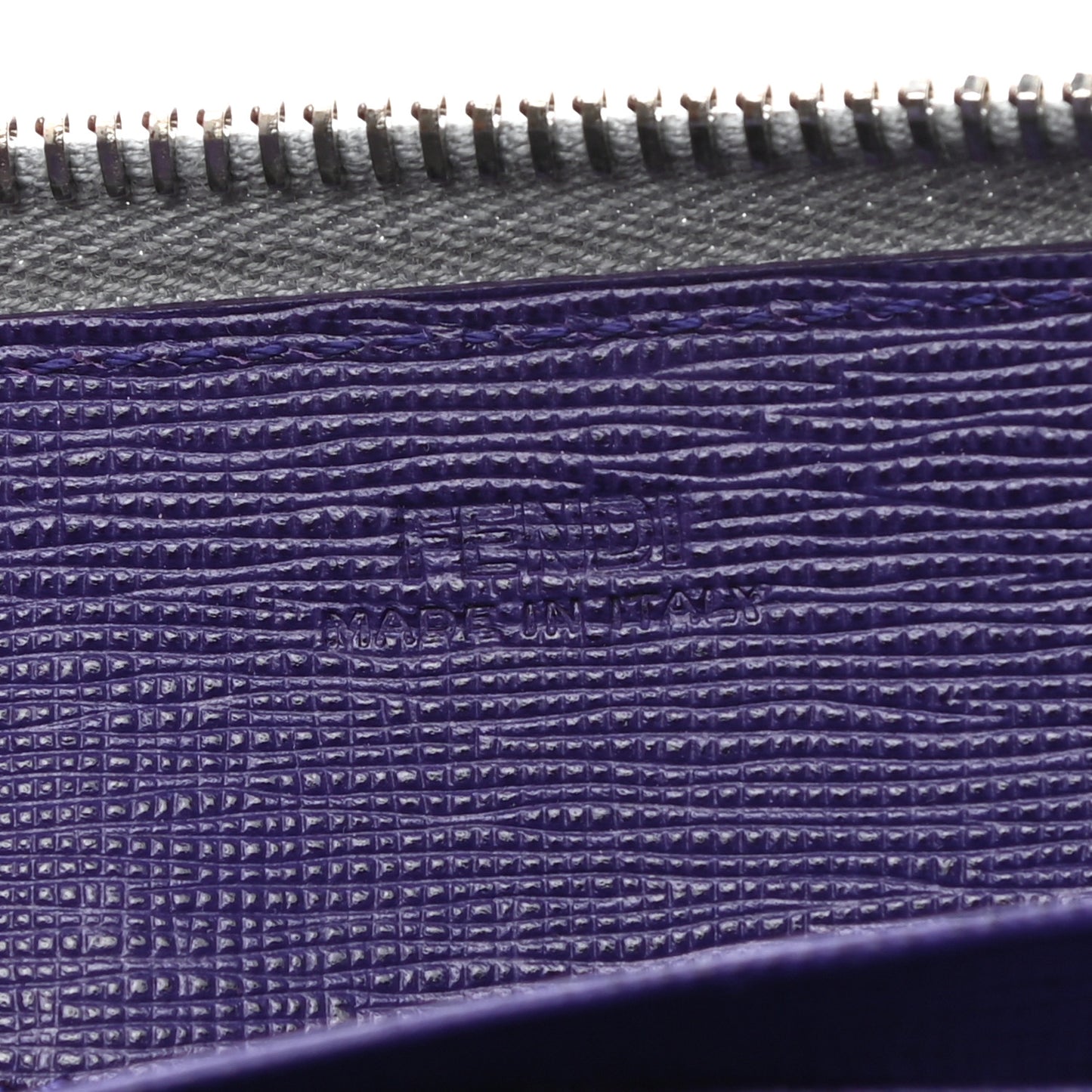 Vitello Elite Studded Hypnoteyes Zip Around Wallet Polvere Multicolor