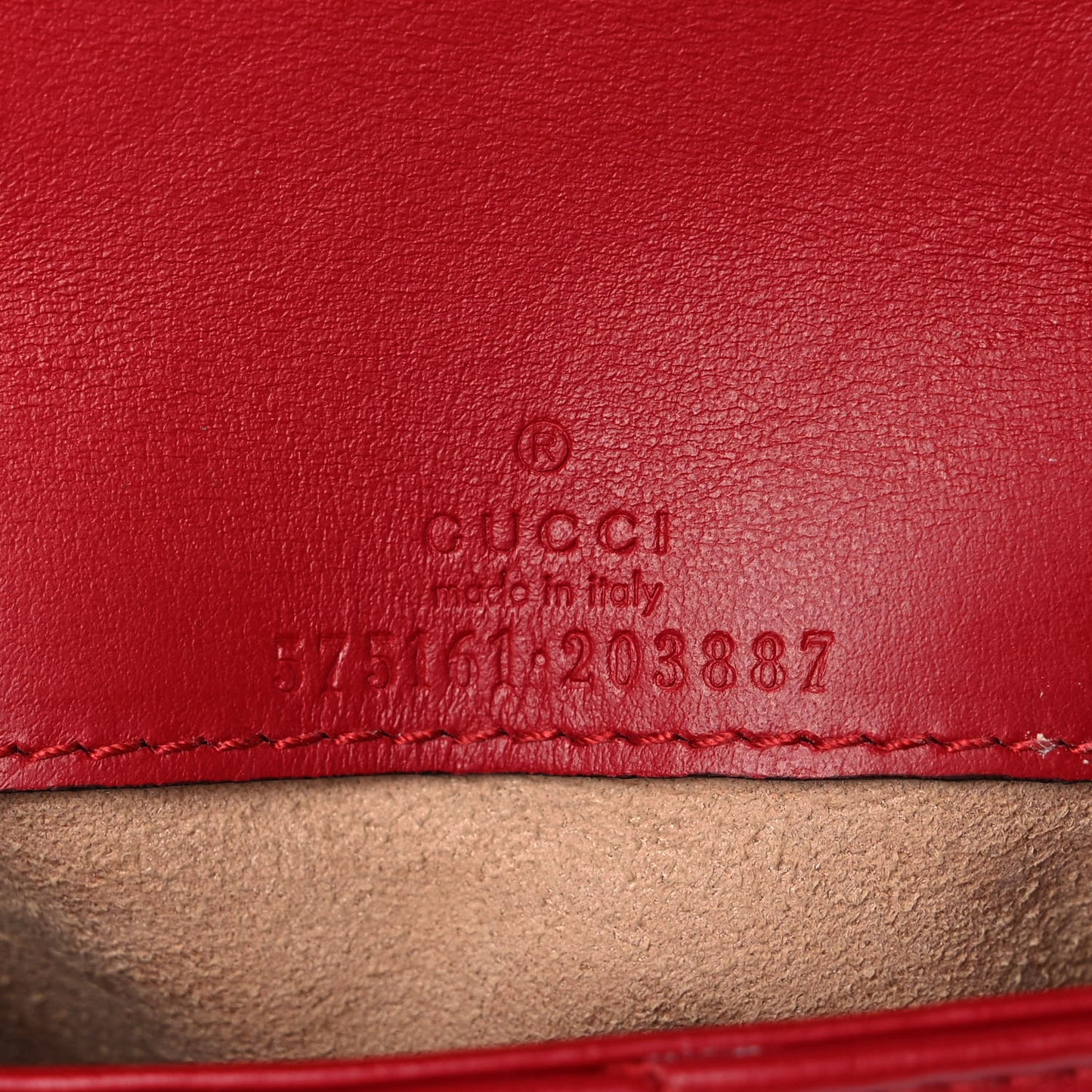 Calfskin Matelasse GG Marmont 2.0 Coin Purse On A Chain Hibiscus Red