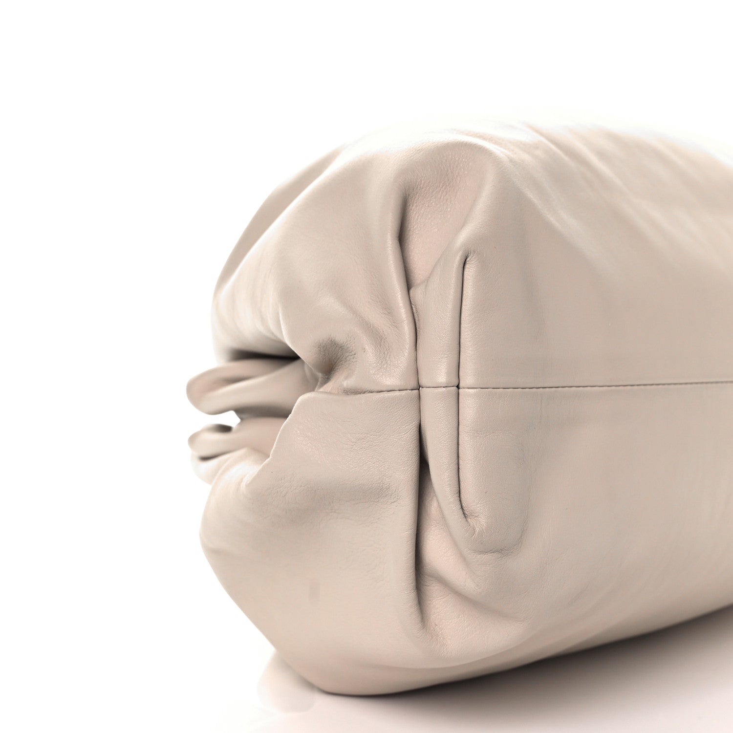 Bottega Veneta Smooth Butter Calf The Pouch Oversized Clutch Plaster 13 of 16